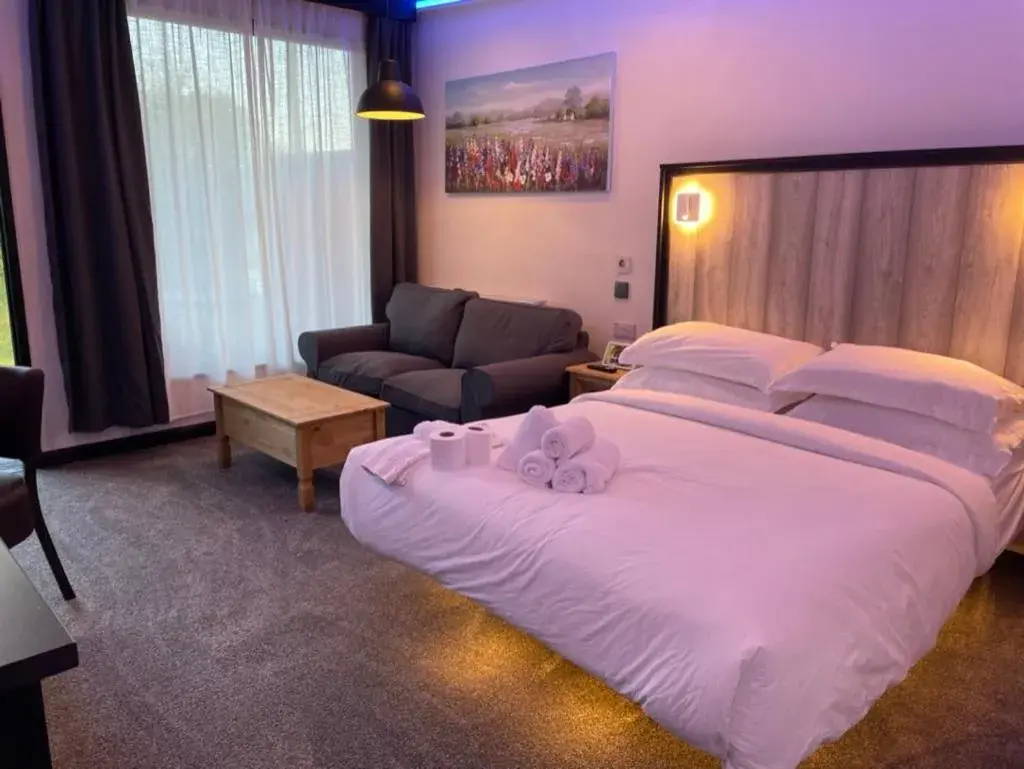 Bedroom, Bed in TheWaterfrontLodges Bedroom, Bed in TheWaterfrontLodges