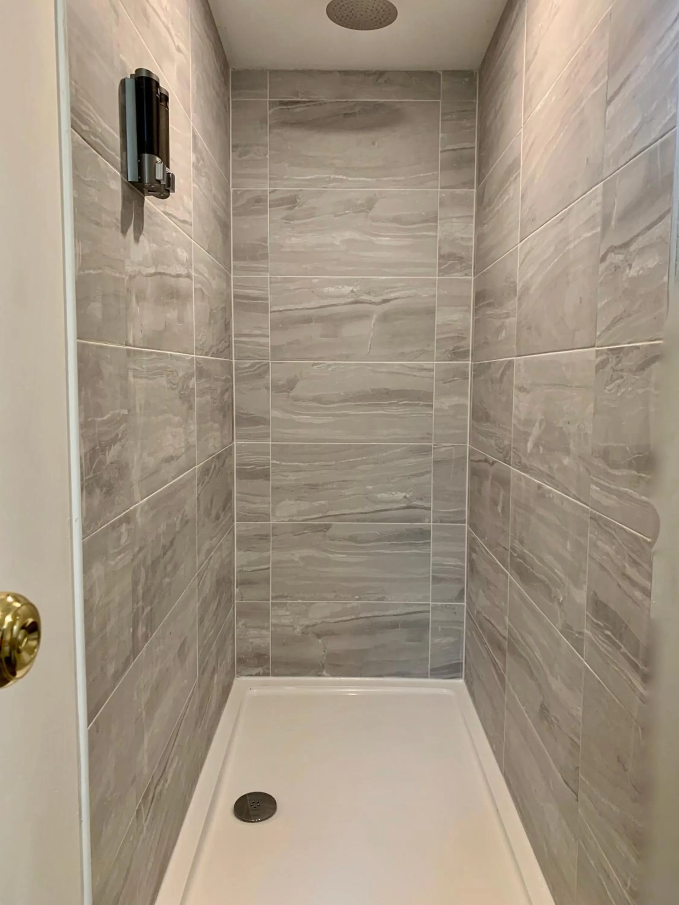 Shower in TheWaterfrontLodges