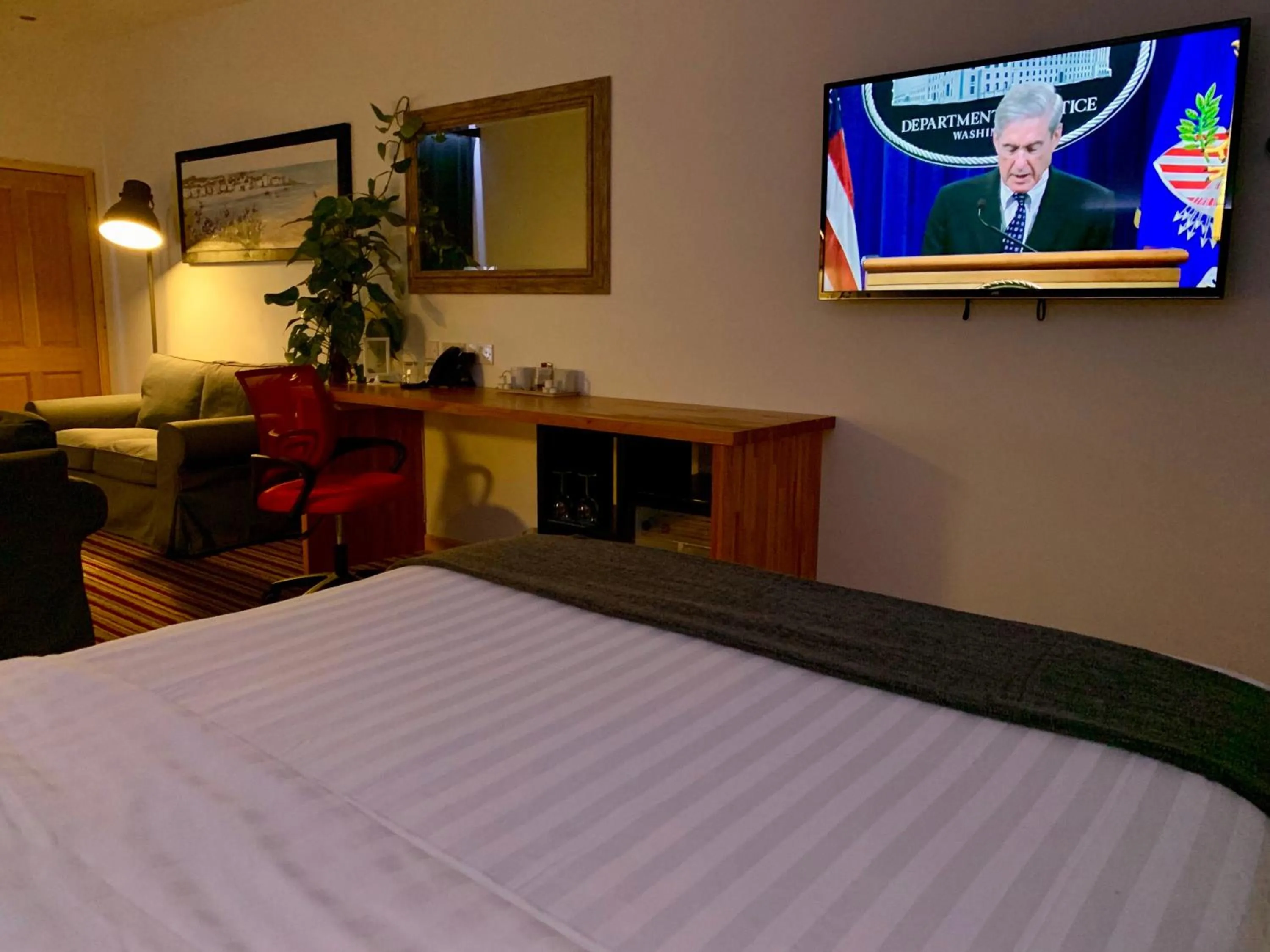 TV and multimedia, Bed in TheWaterfrontLodges