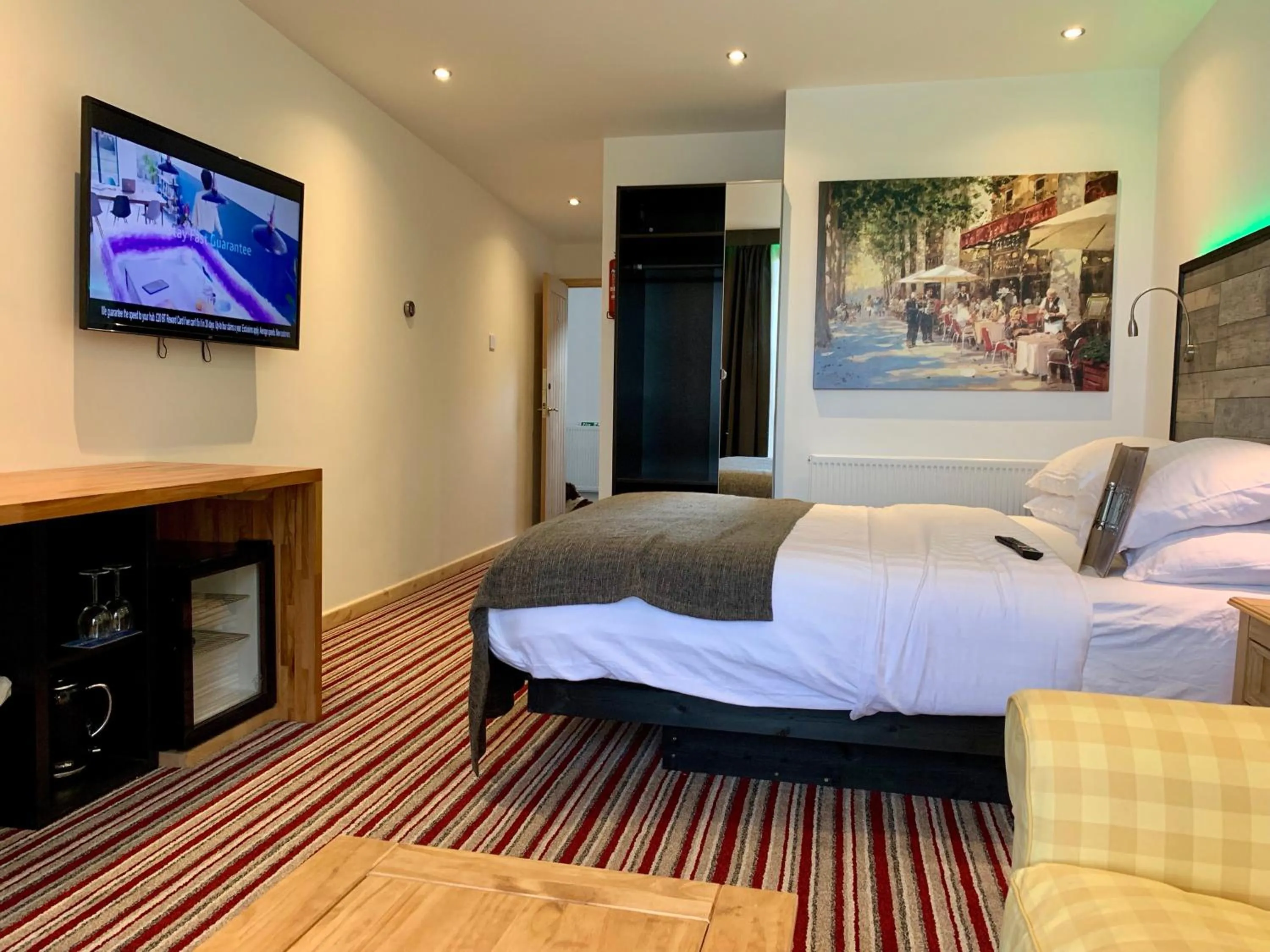 Balcony/Terrace, Bed in TheWaterfrontLodges