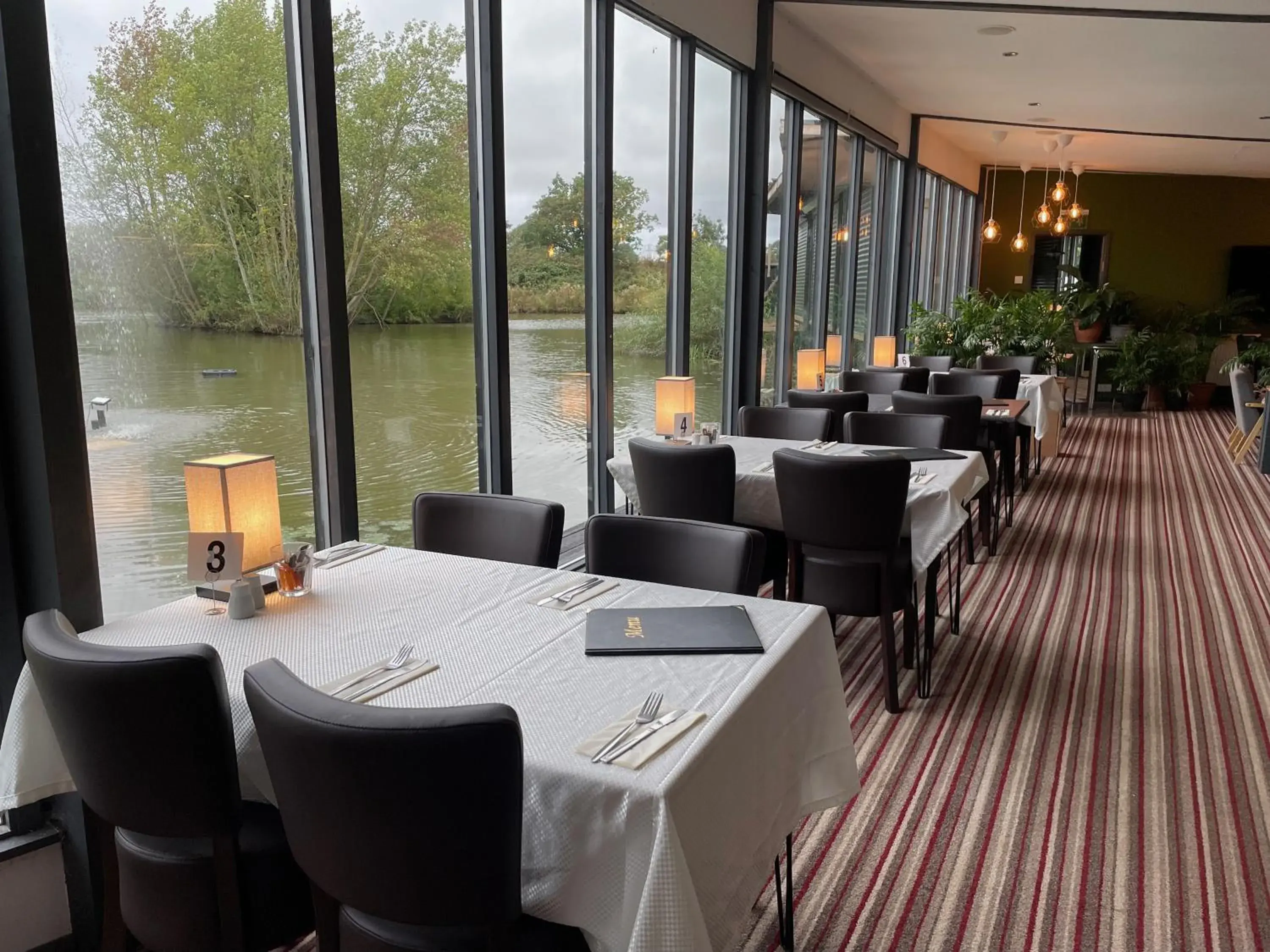 Restaurant/places to eat in TheWaterfrontLodges Restaurant/places to eat in TheWaterfrontLodges