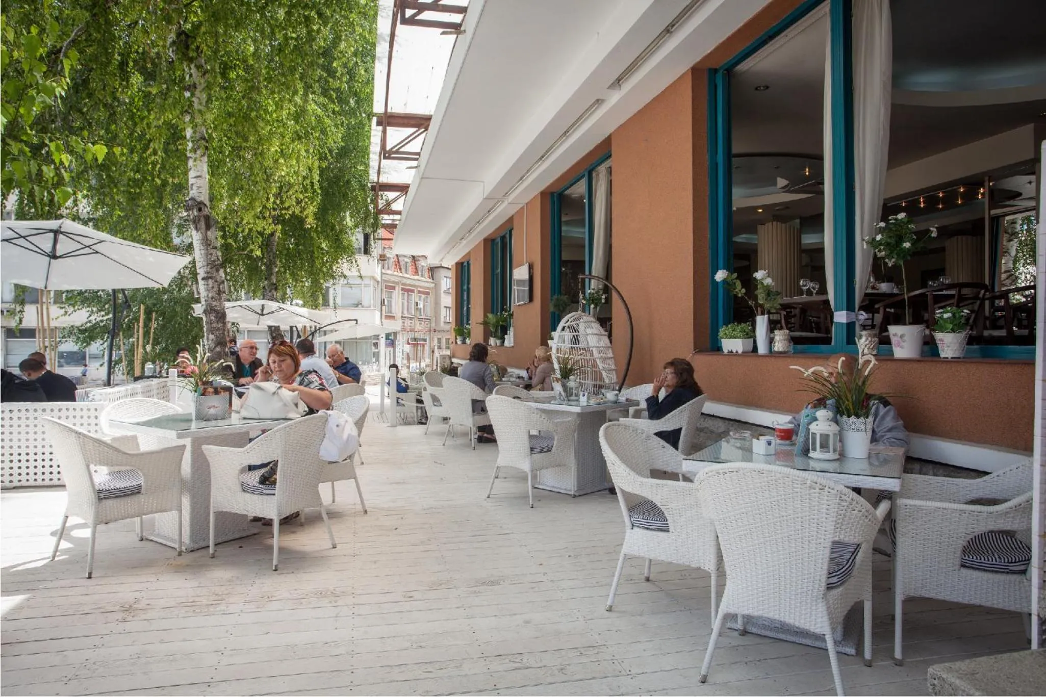 Restaurant/places to eat in Hotel Rahovets