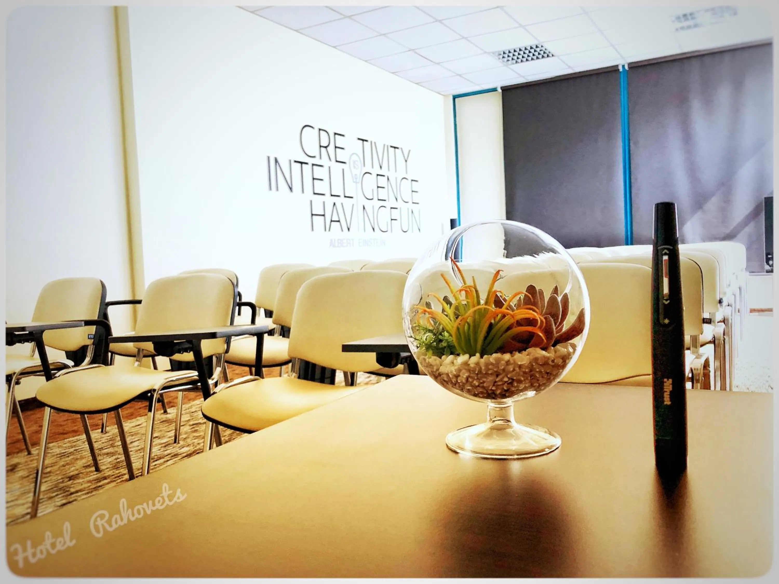 Meeting/conference room in Hotel Rahovets