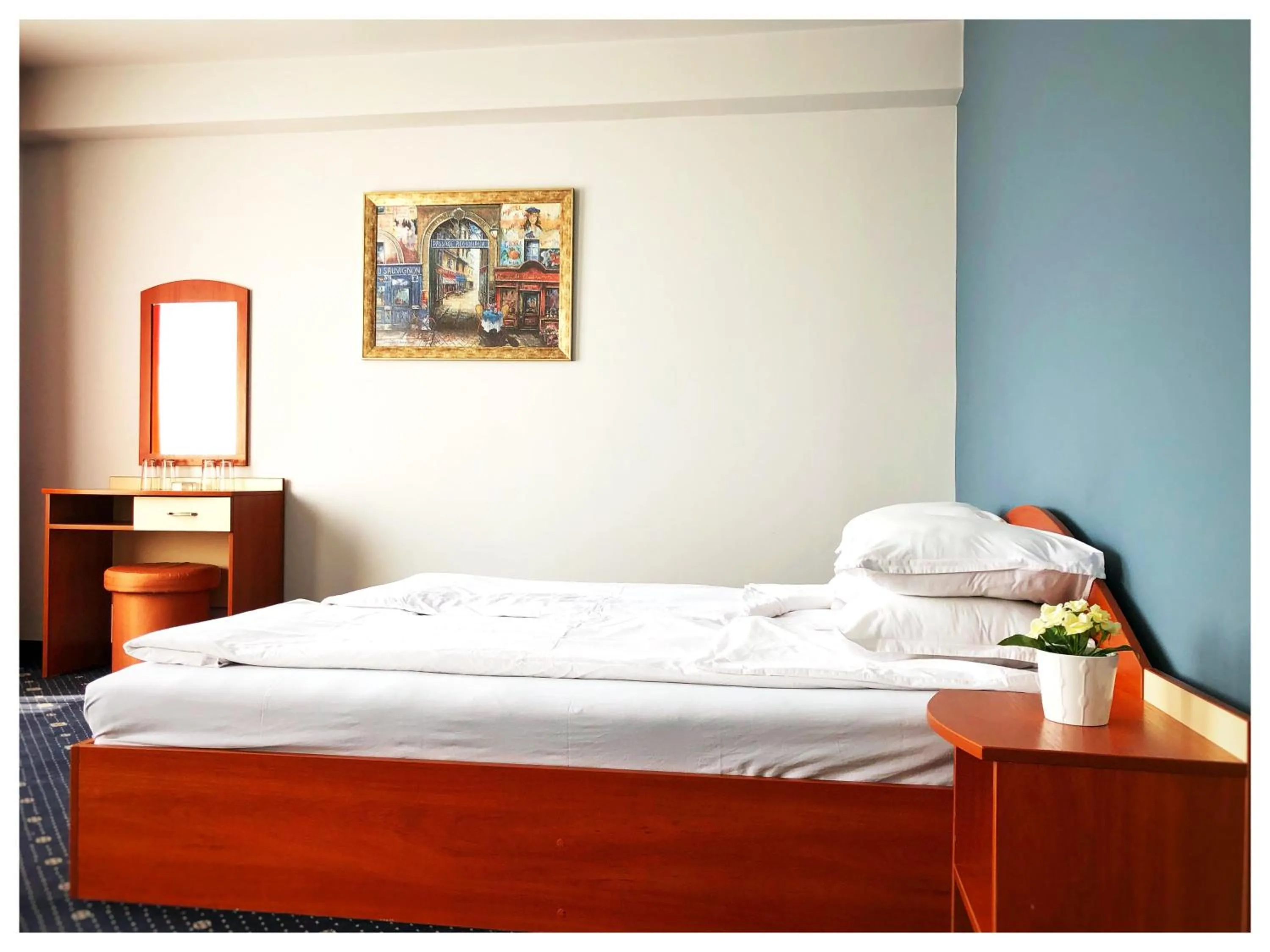 Bed in Hotel Rahovets