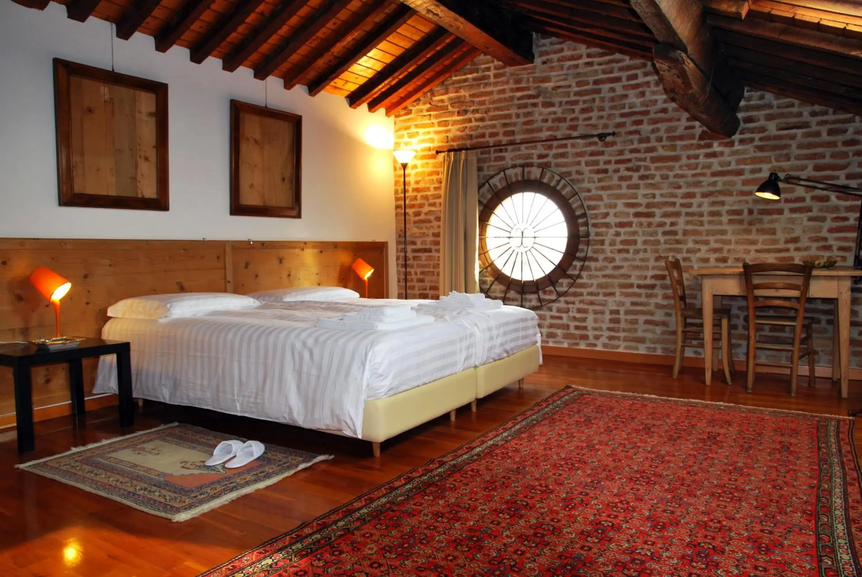 Triple Room in Palazzo Raspanti Triple Room in Palazzo Raspanti