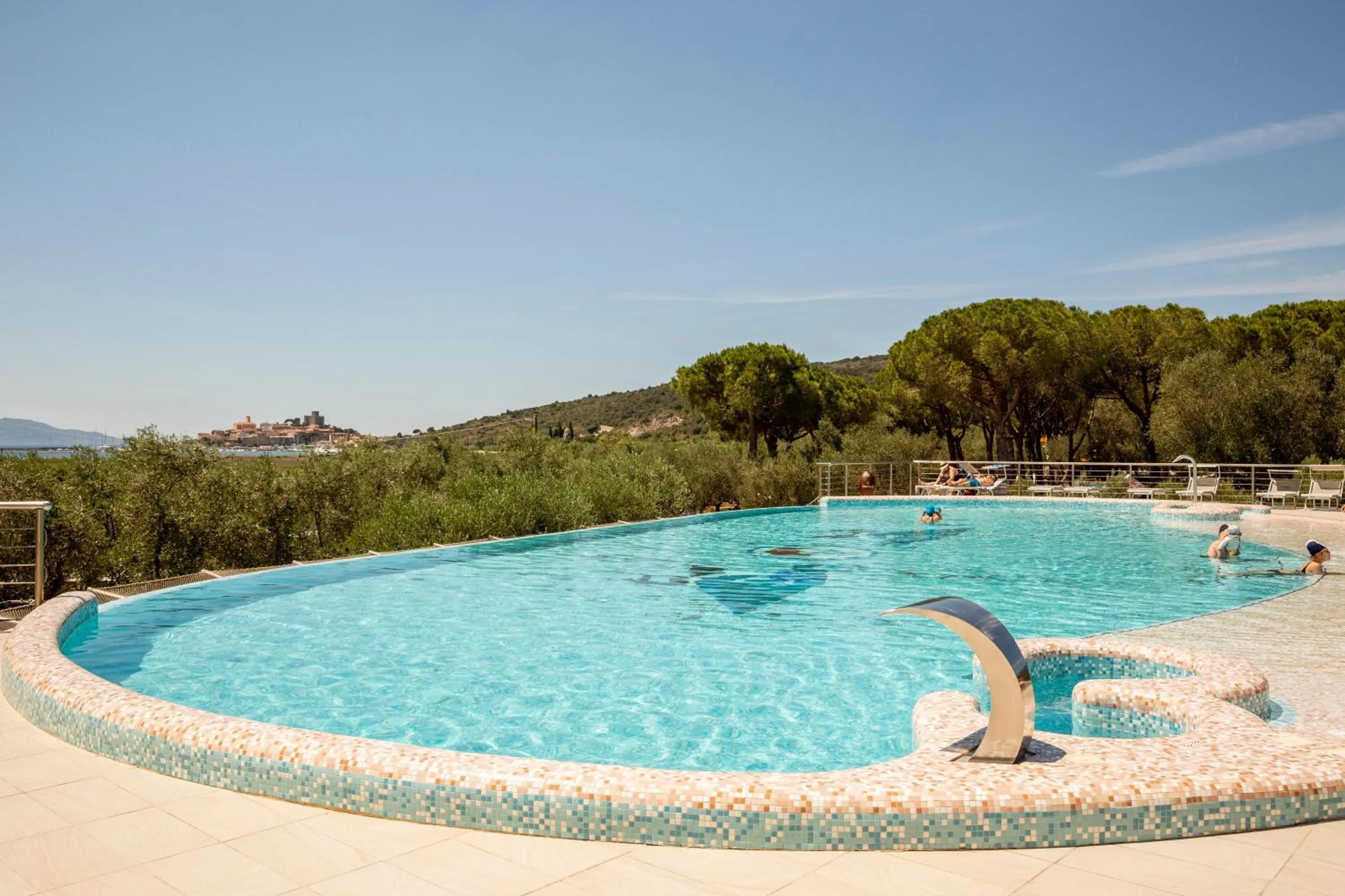 Swimming pool in Gitavillage Talamone
