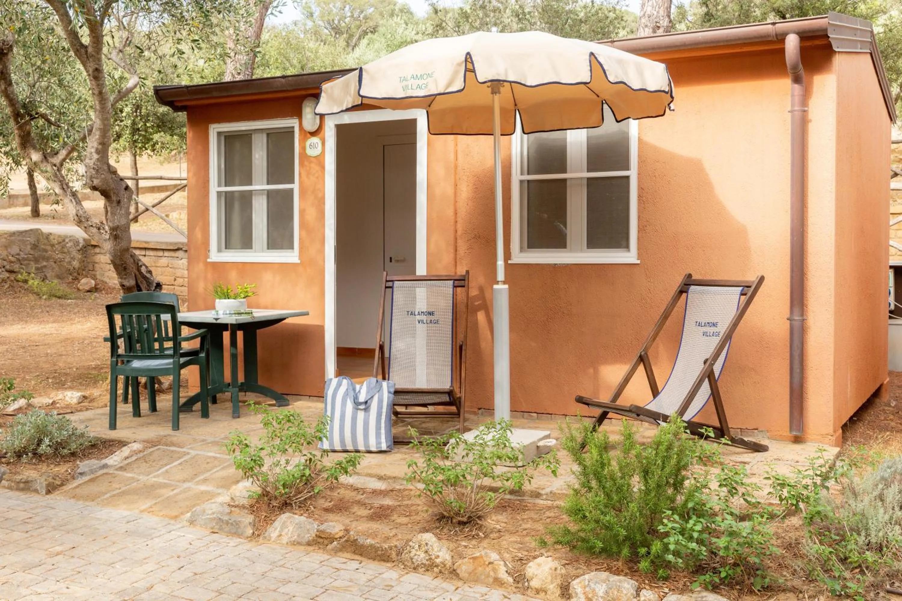 Photo of the whole room in Gitavillage Talamone