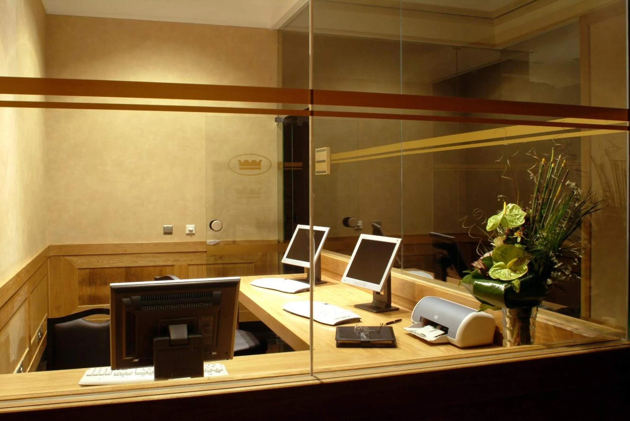 Business facilities in Hotel Real Palacio