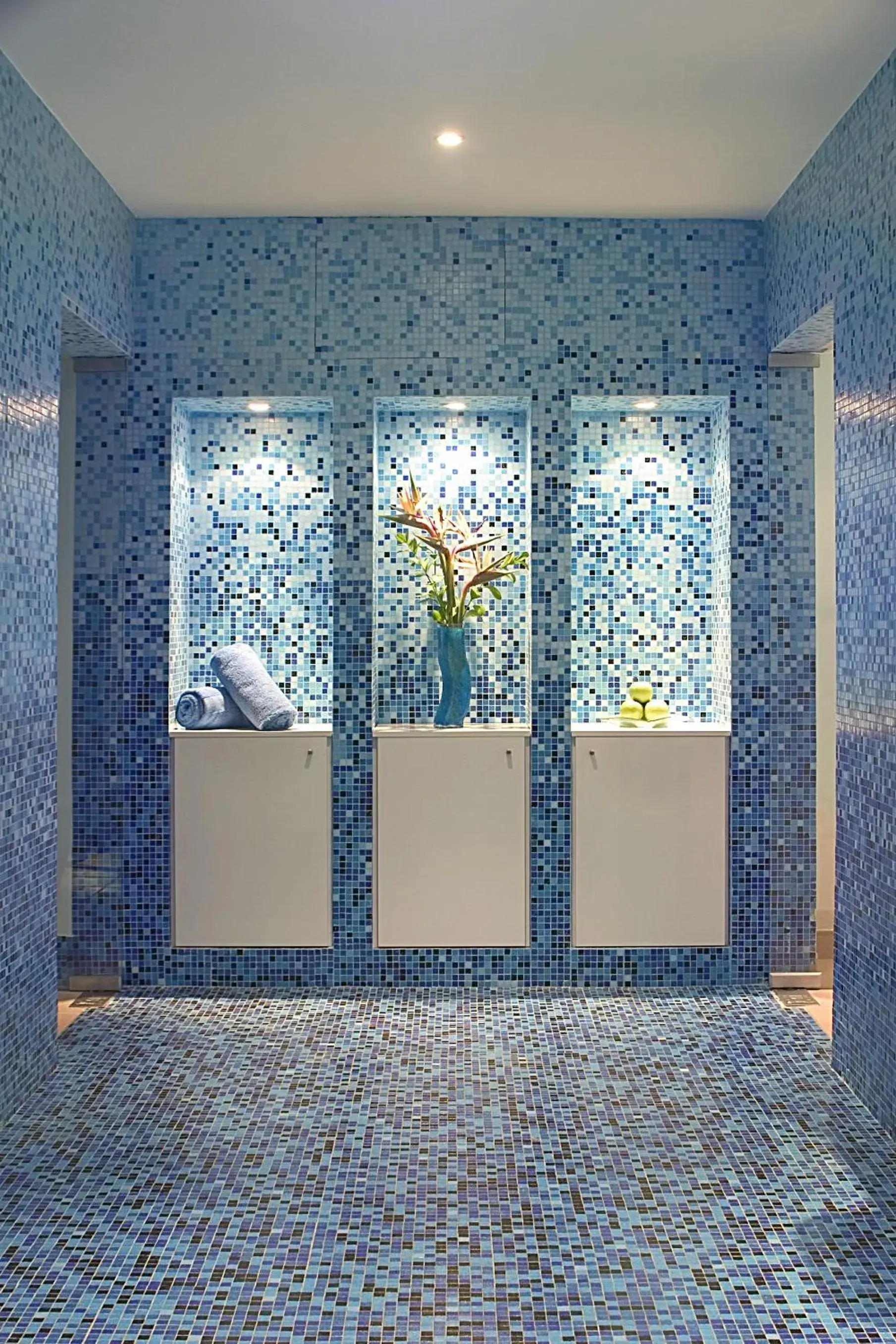 Spa and wellness centre/facilities in Hotel Real Palacio Spa and wellness centre/facilities in Hotel Real Palacio