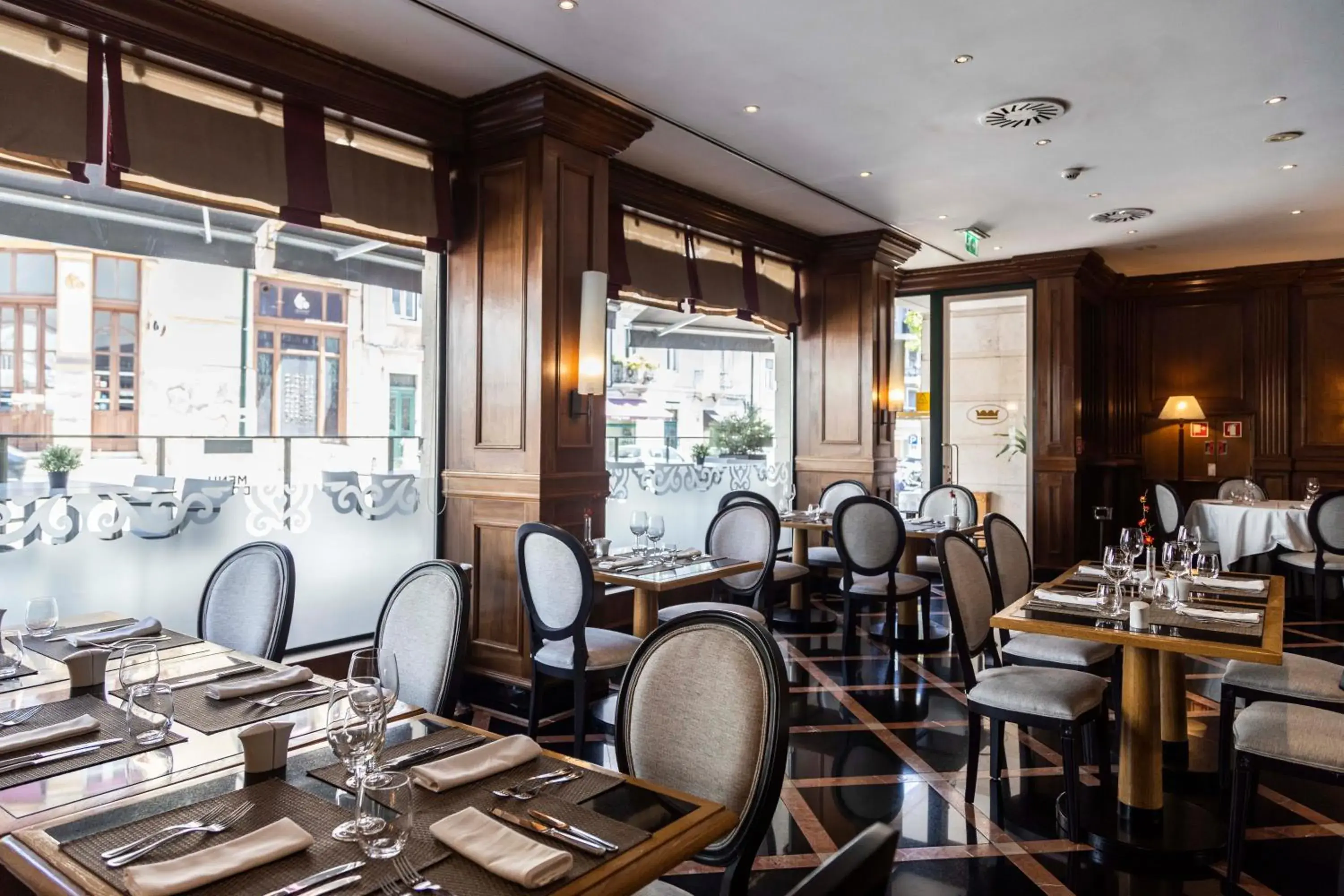 Restaurant/places to eat in Hotel Real Palacio Restaurant/places to eat in Hotel Real Palacio