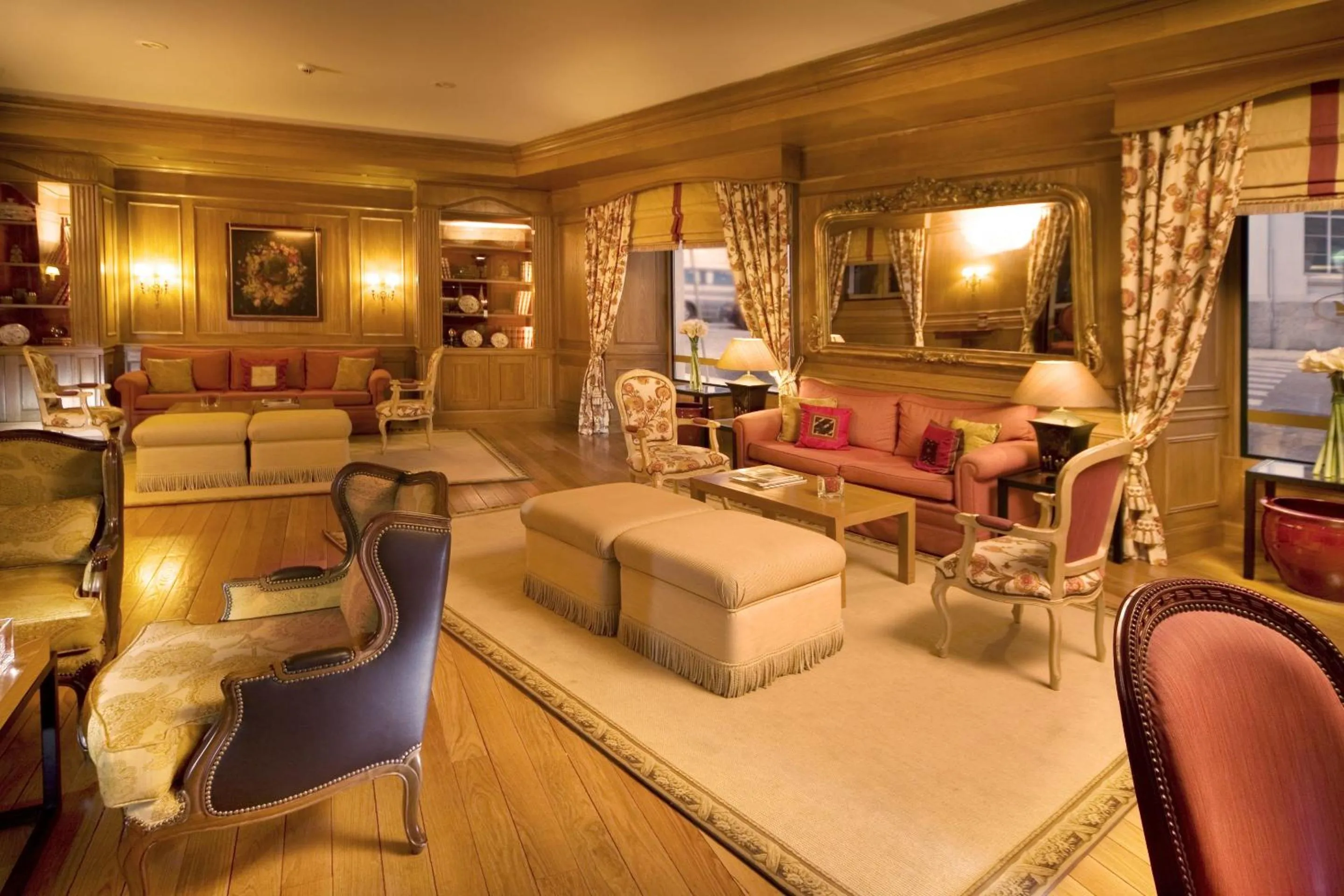 Lobby or reception in Hotel Real Palacio