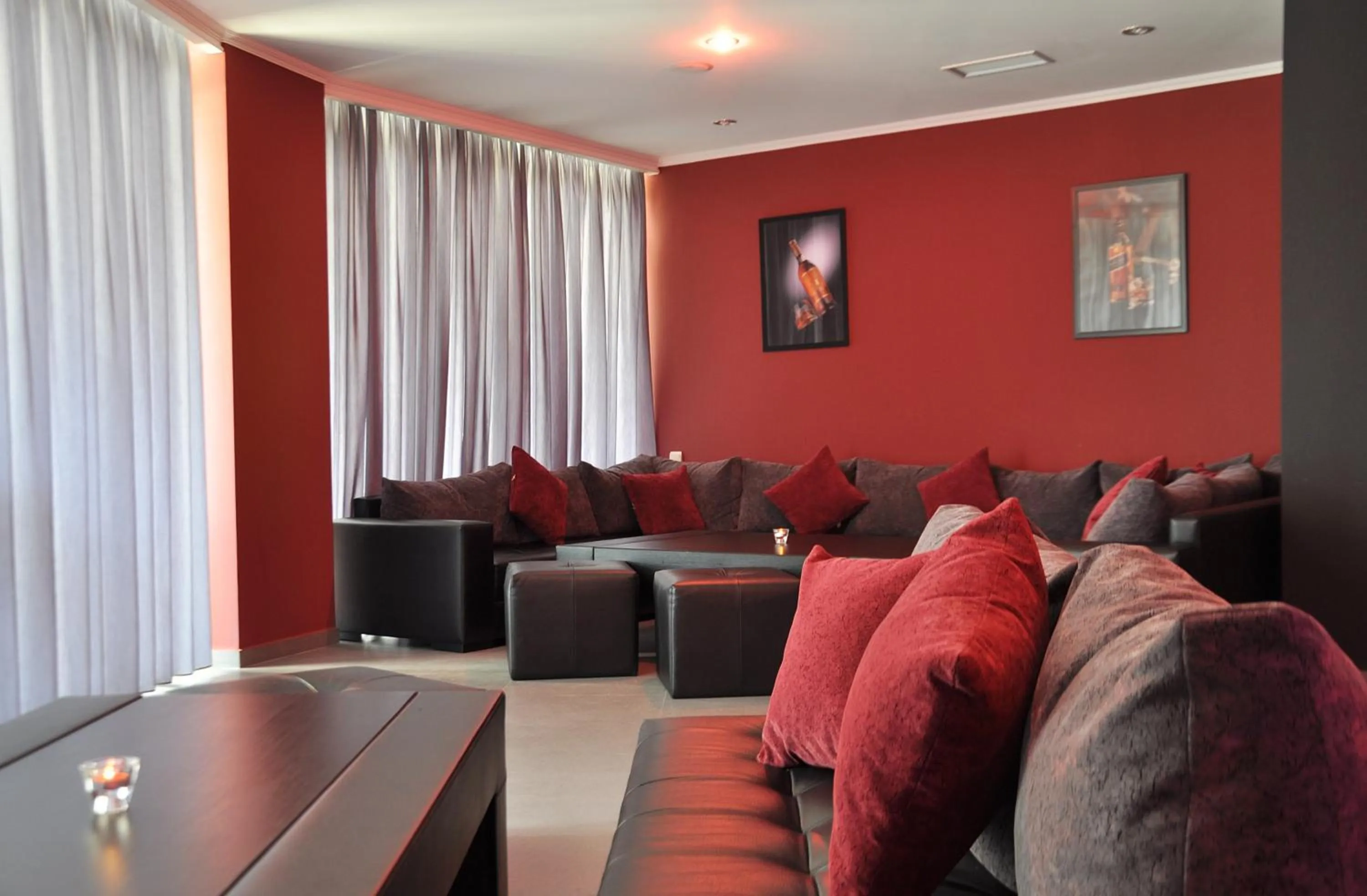 Lounge or bar in Hotel Shine Palace