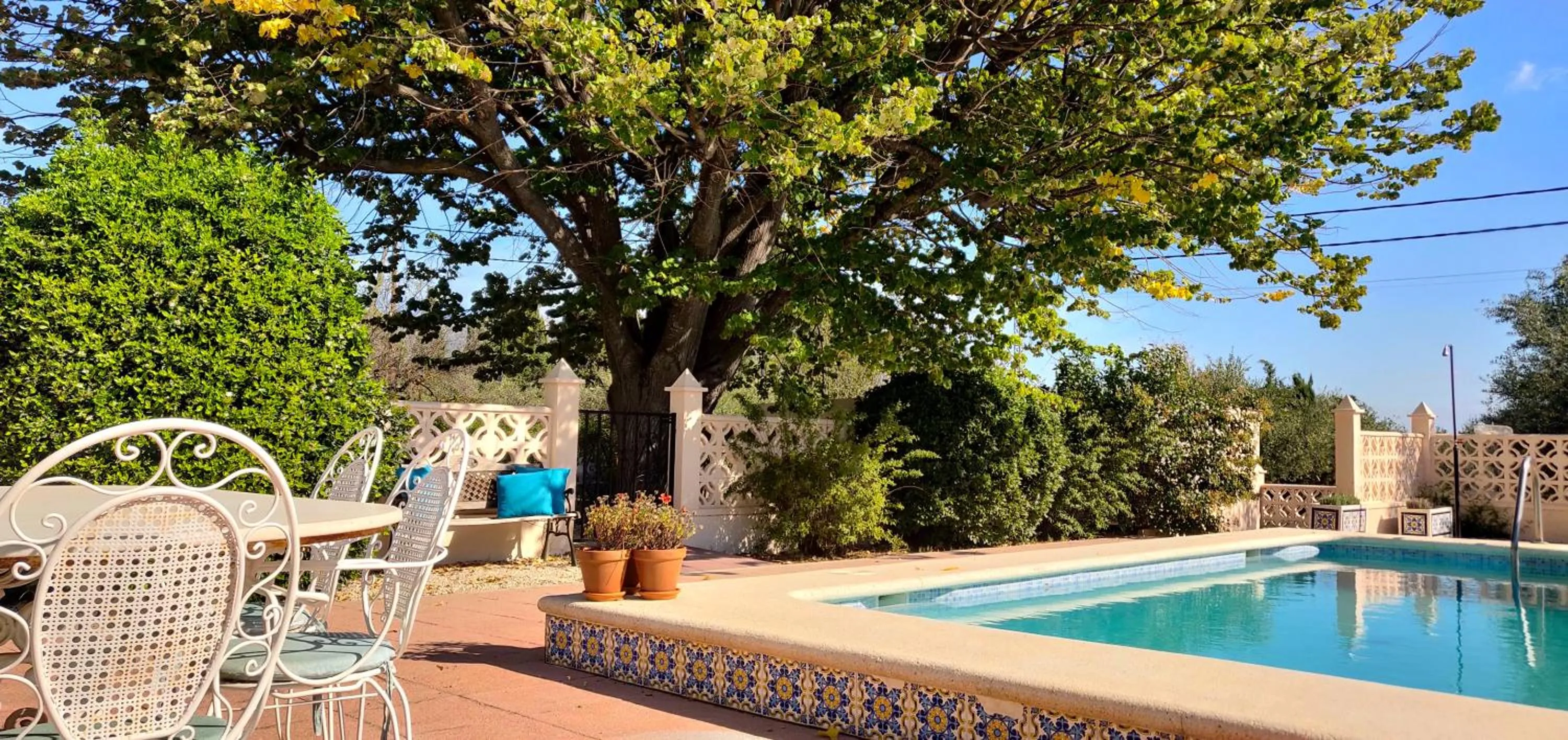 Garden in Casa de Los Lirios