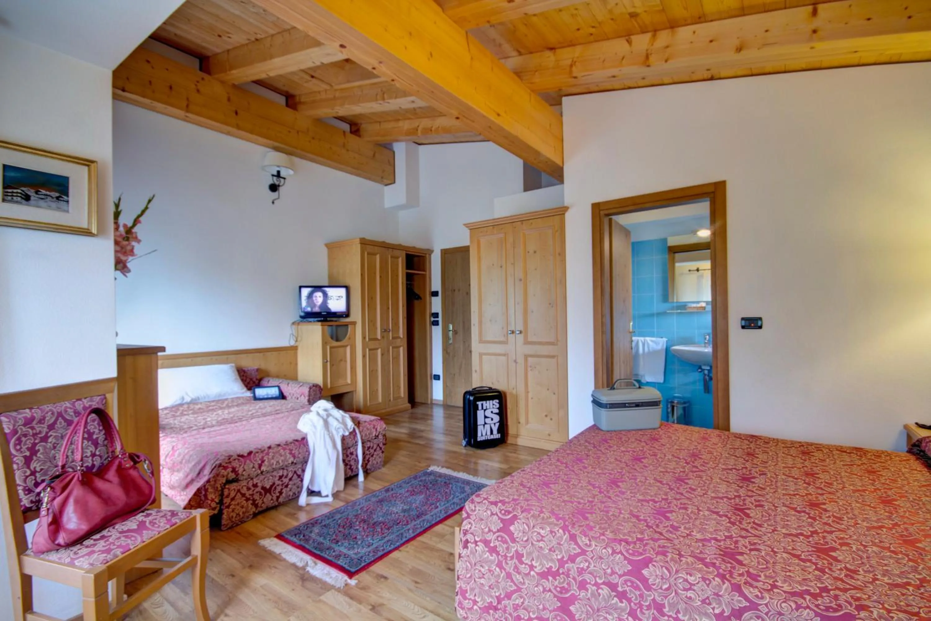 Bedroom, Bed in Hotel Des Alpes