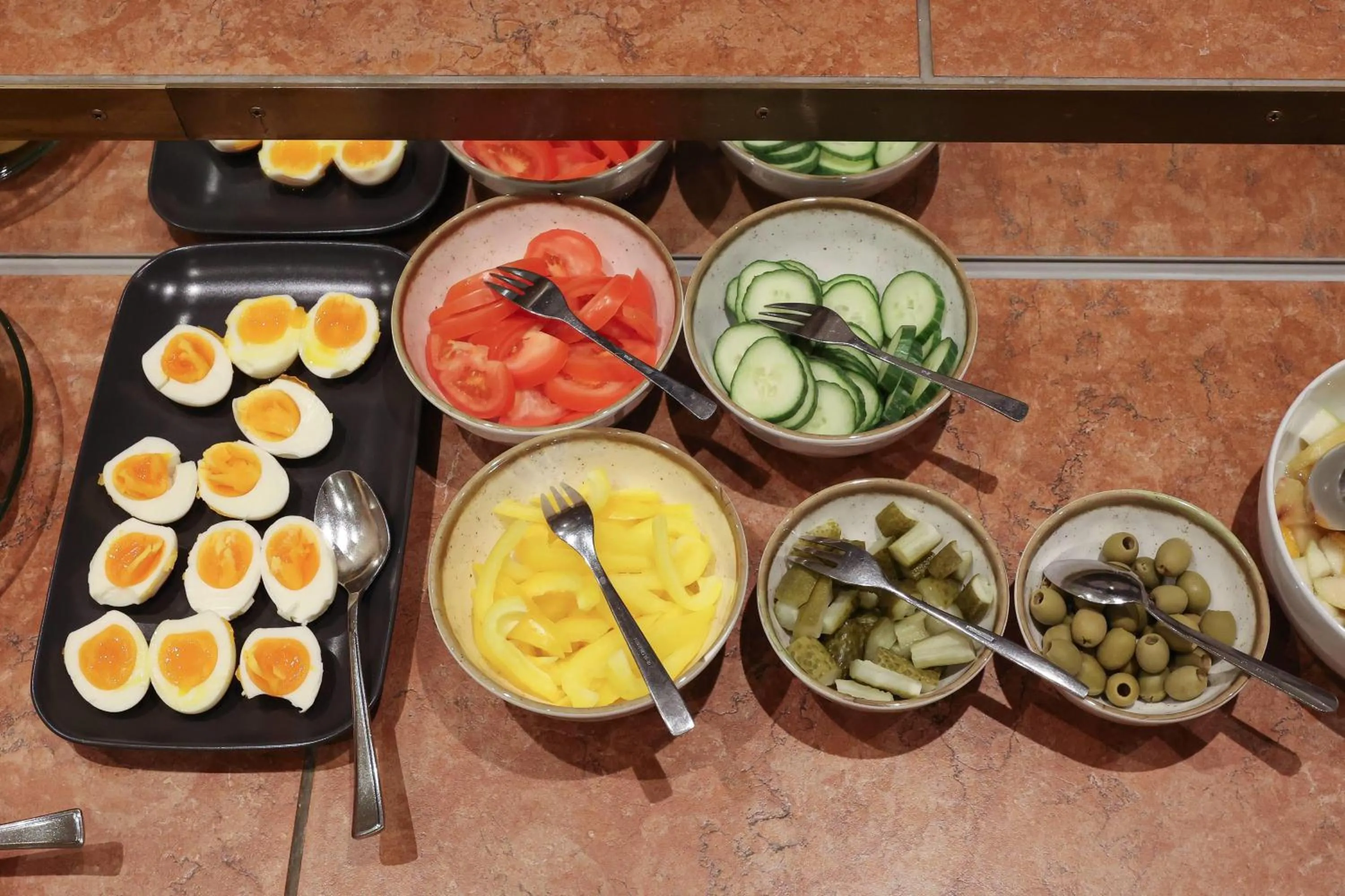 Restaurant/places to eat in ANA Panorama, Trademark Collection by Wyndham