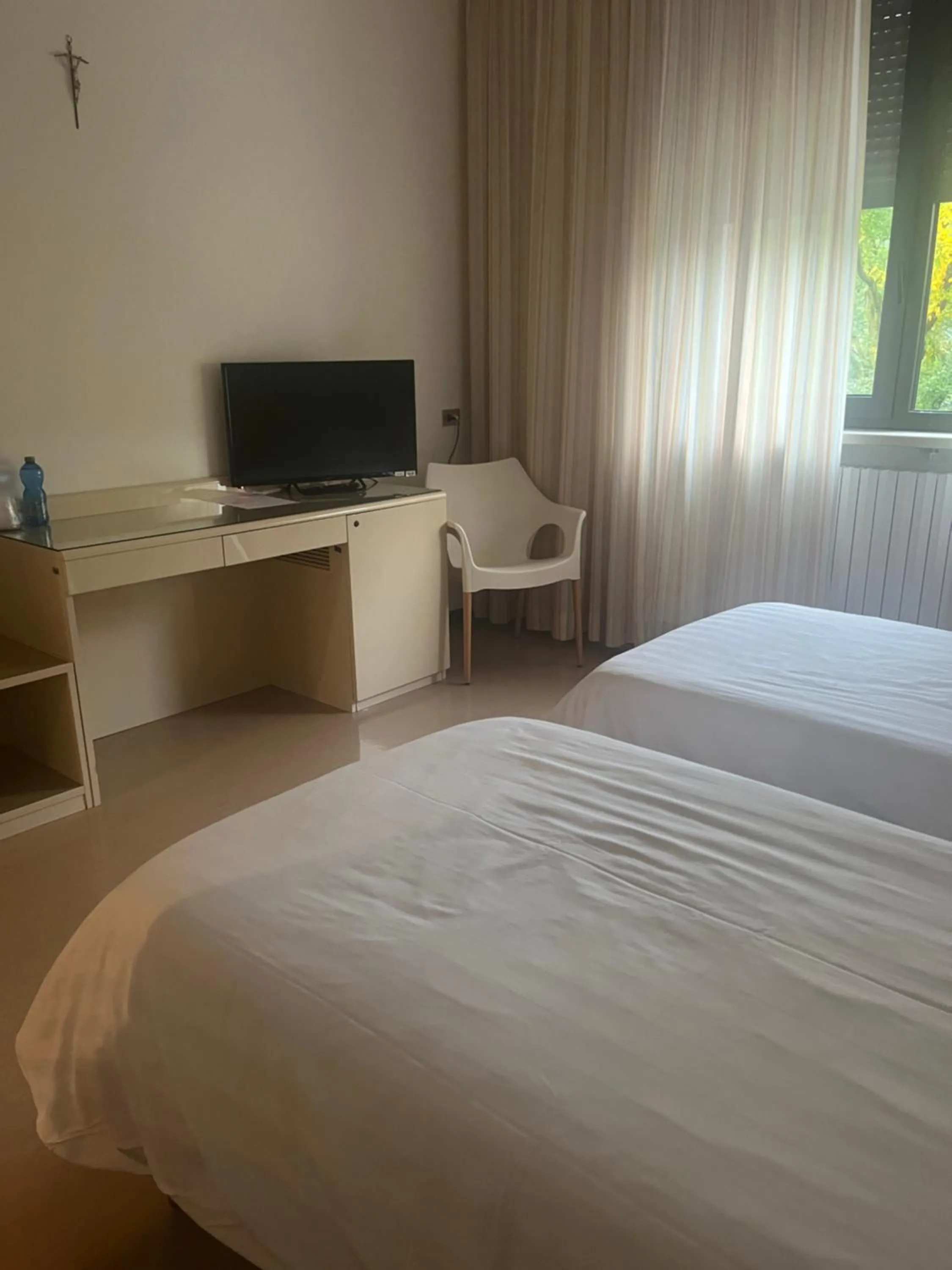 Bedroom, Bed in Albergo Casa dell'Ospite