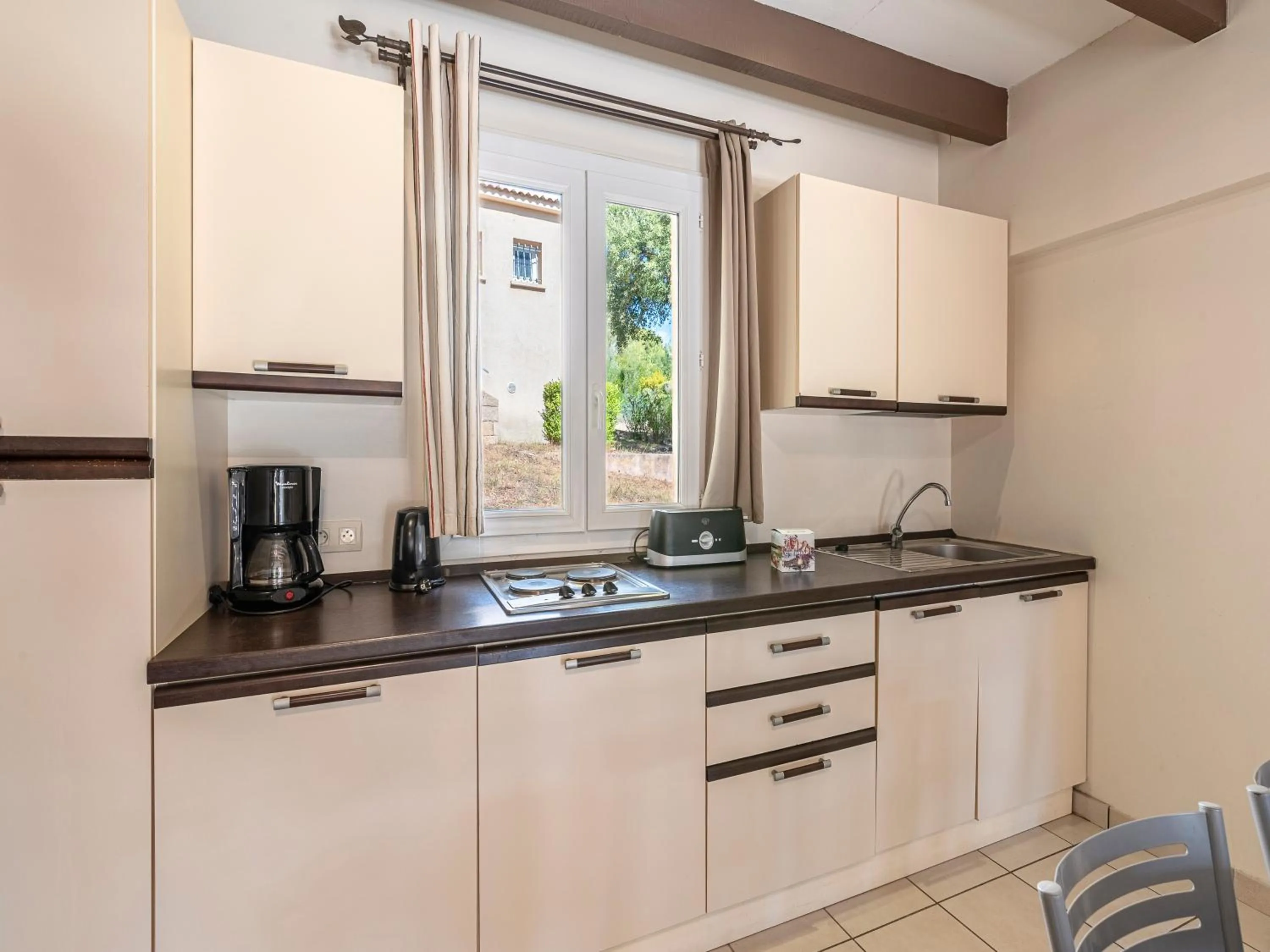 kitchen in Vacancéole - Résidence Lisa Maria