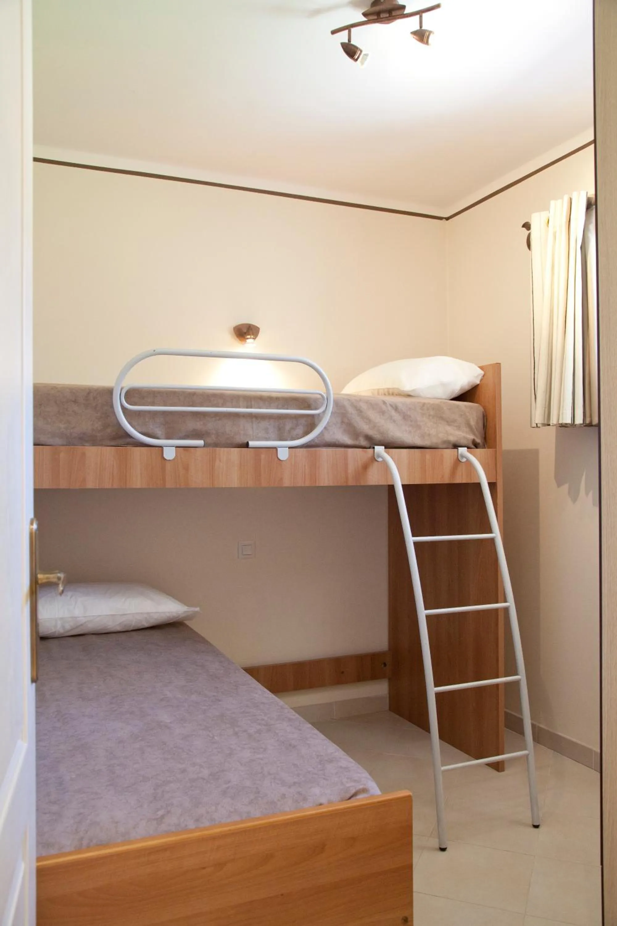 Bedroom, Bed in Vacancéole - Résidence Lisa Maria