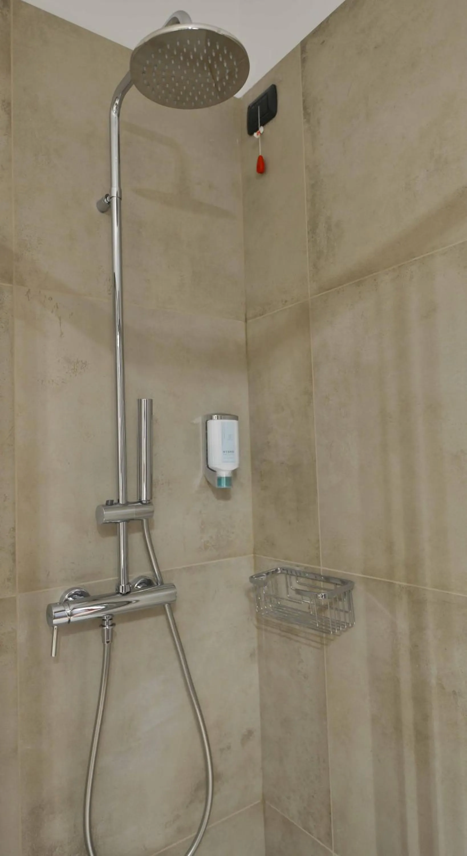 Shower in Residence Il Melograno