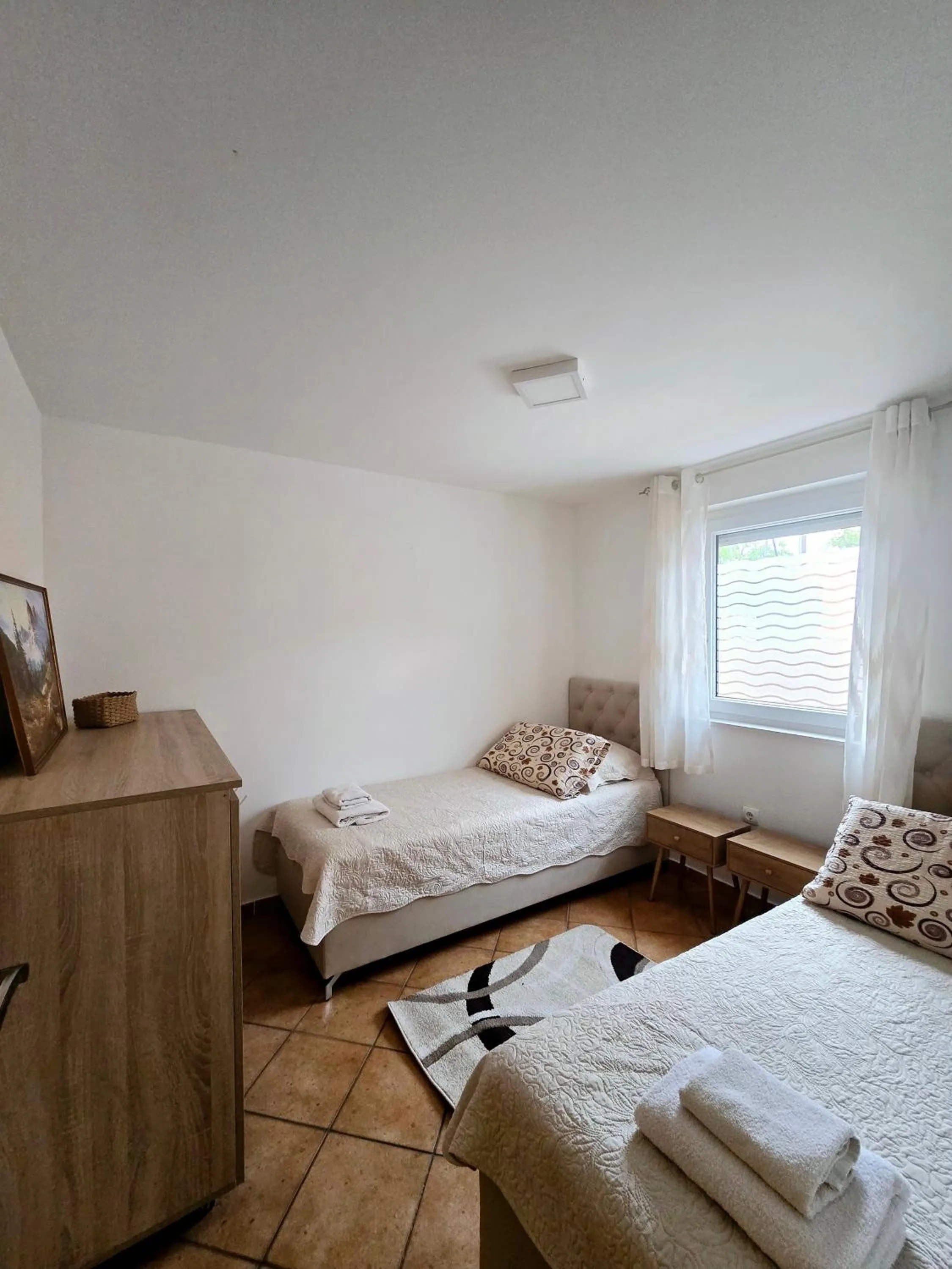 Bed in Apartments Vugica Šilo