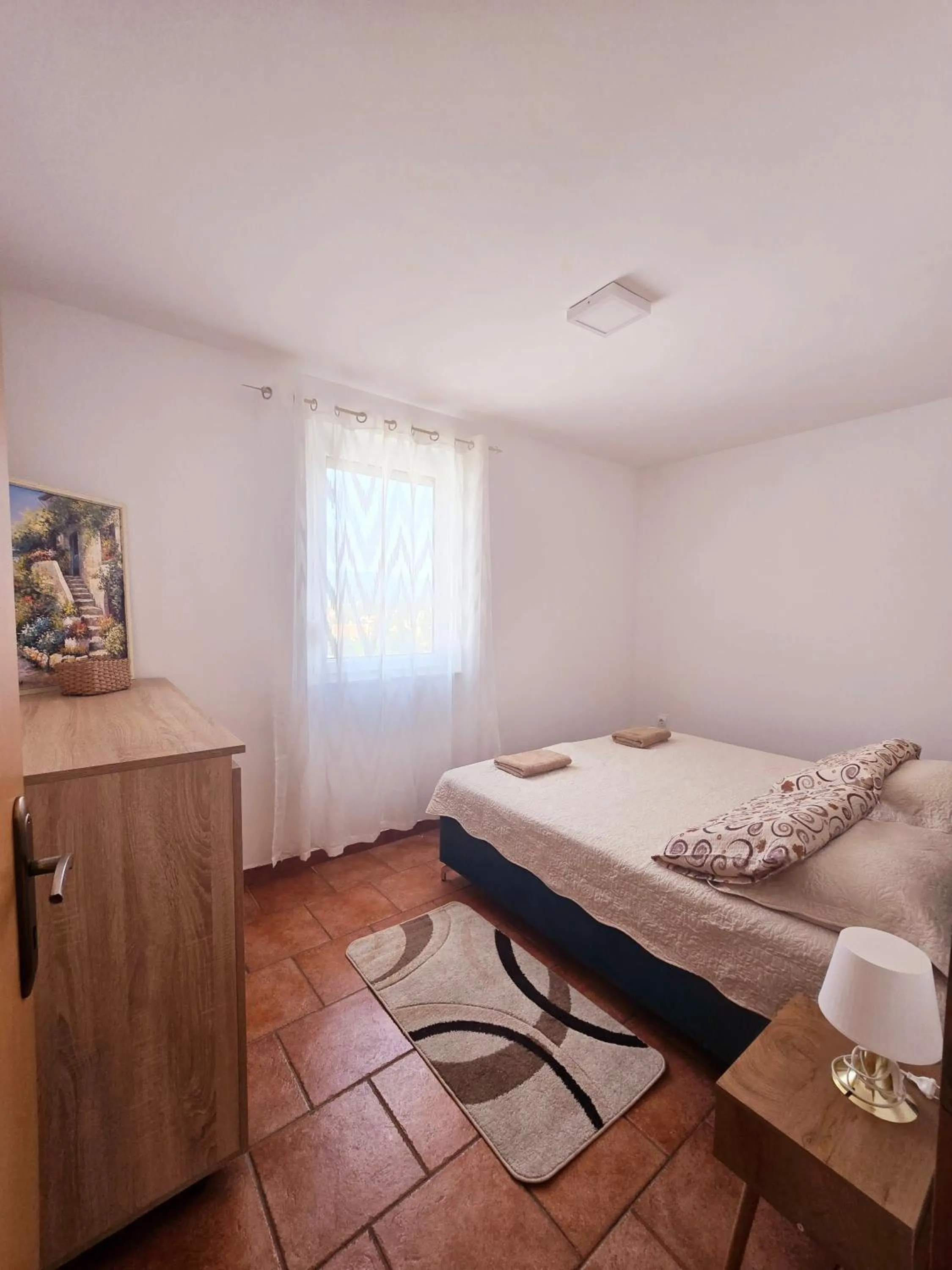 Bed in Apartments Vugica Šilo