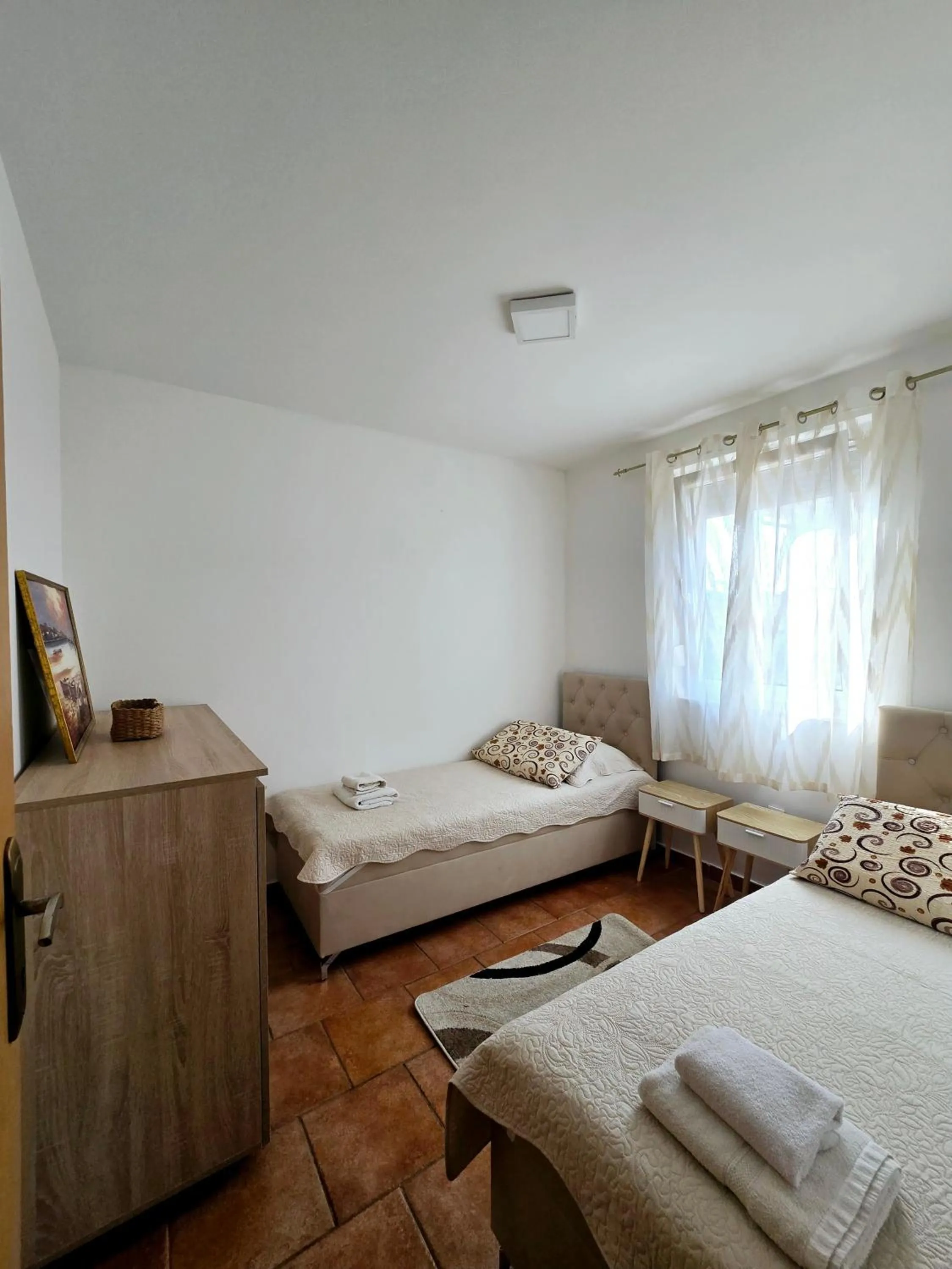 Bed in Apartments Vugica Šilo