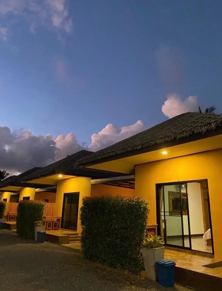 Baan Suan Nam Resort