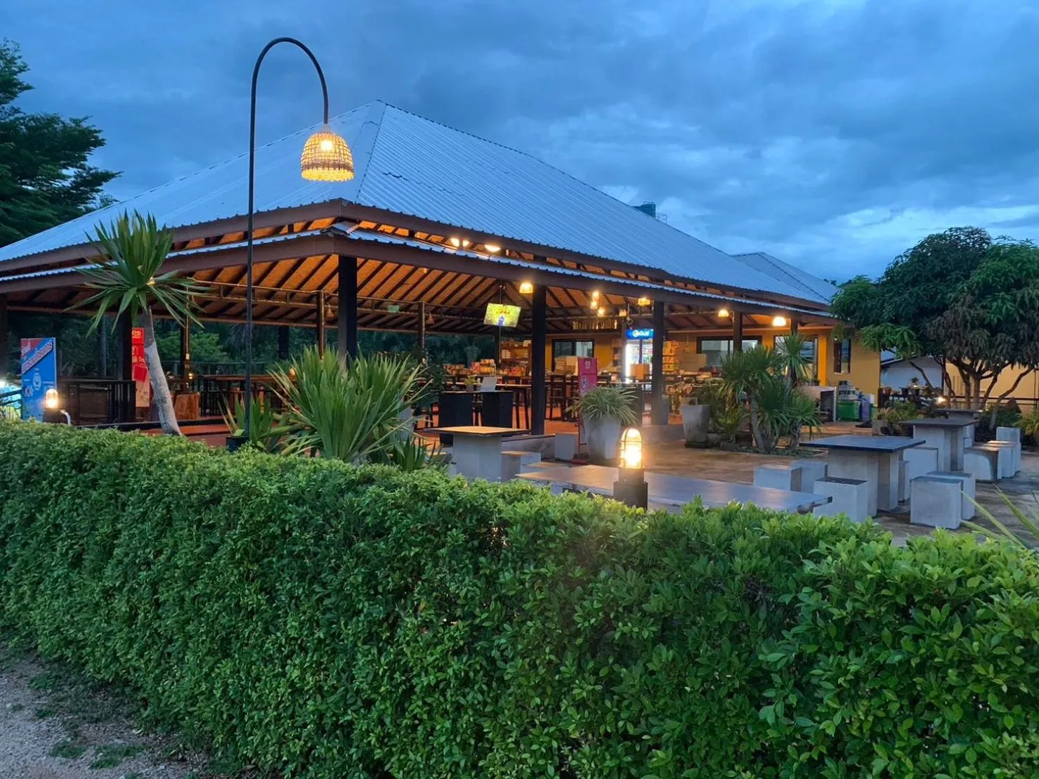 Dining area in Baan Suan Nam Resort