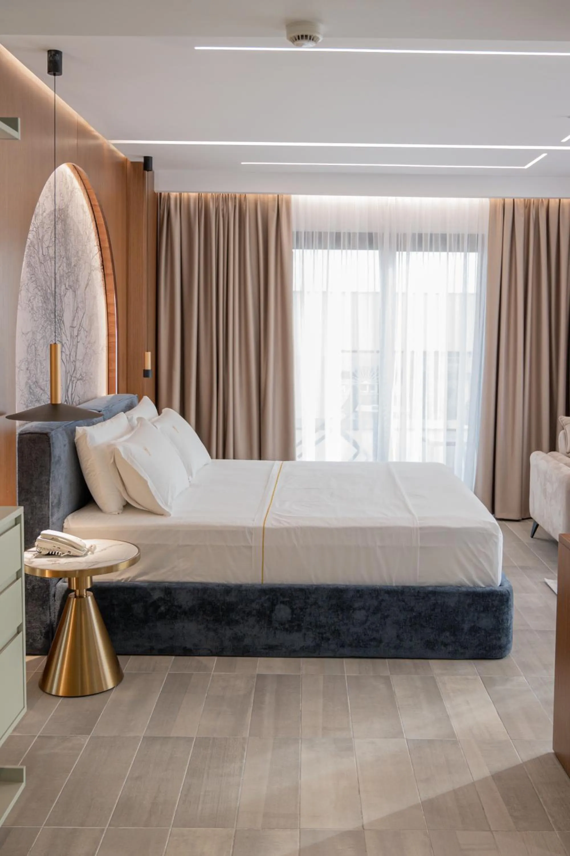 Bed in Brilliant Hotel & SPA