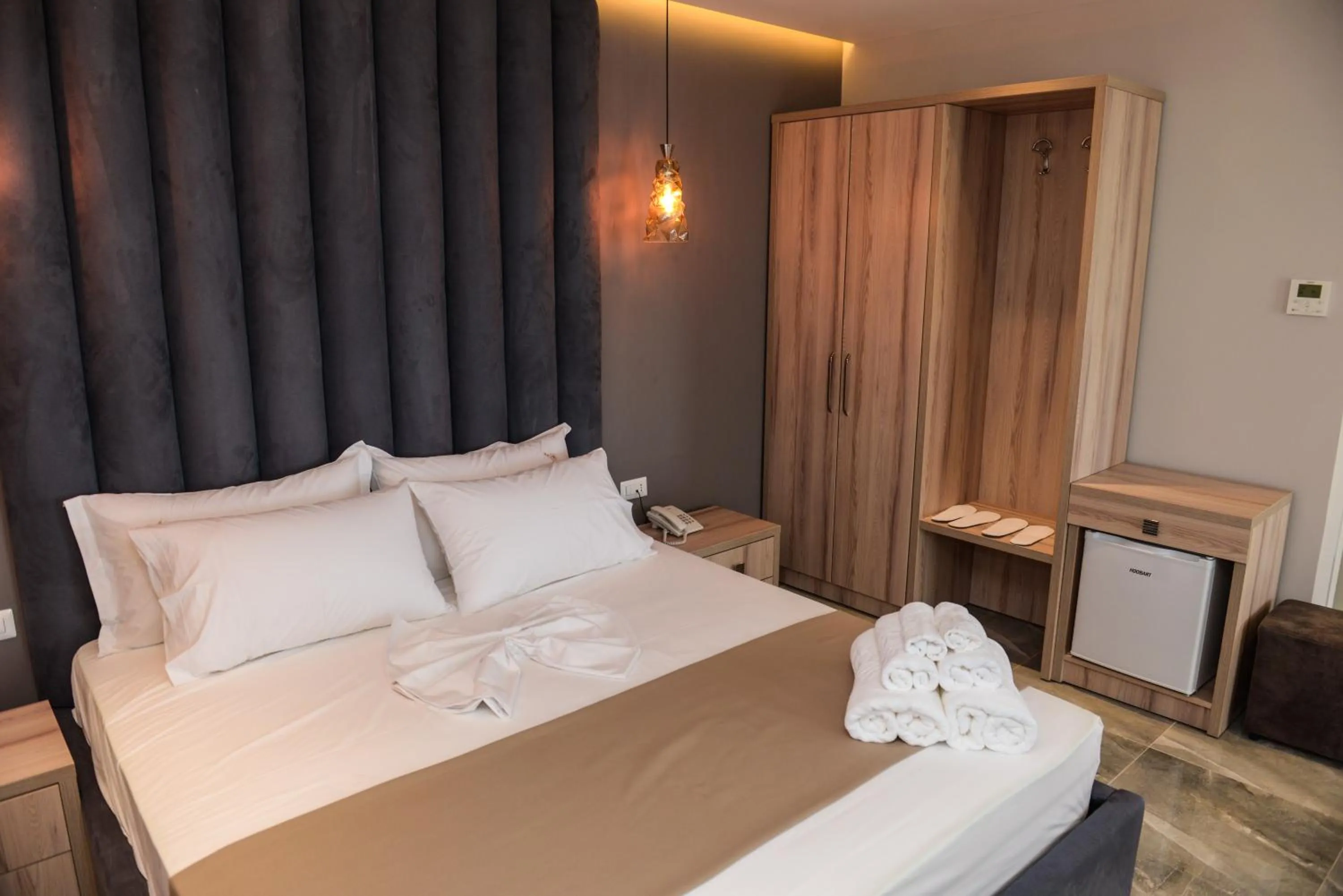 Bed in Brilliant Hotel & SPA