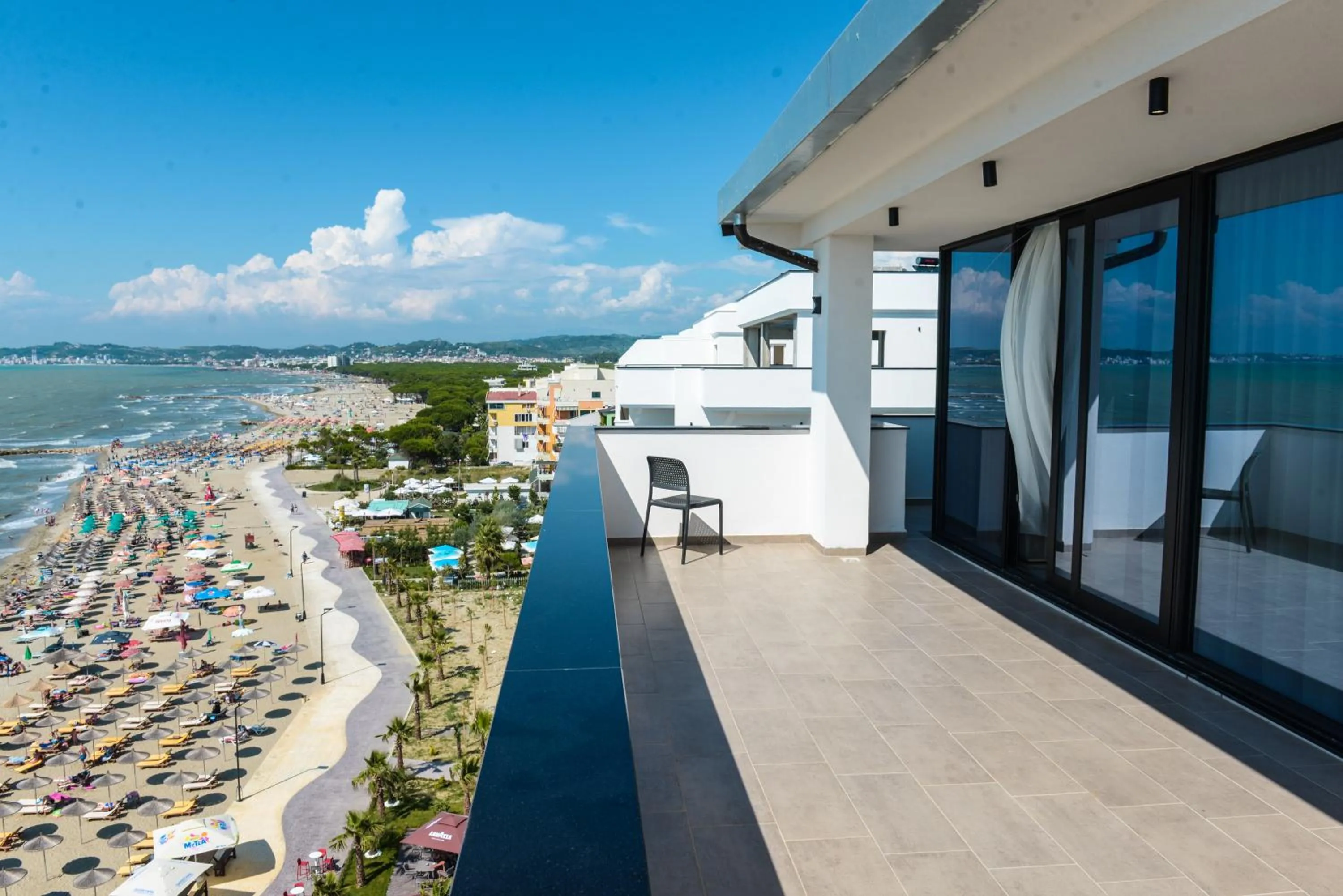 Balcony/Terrace in Brilliant Hotel & SPA