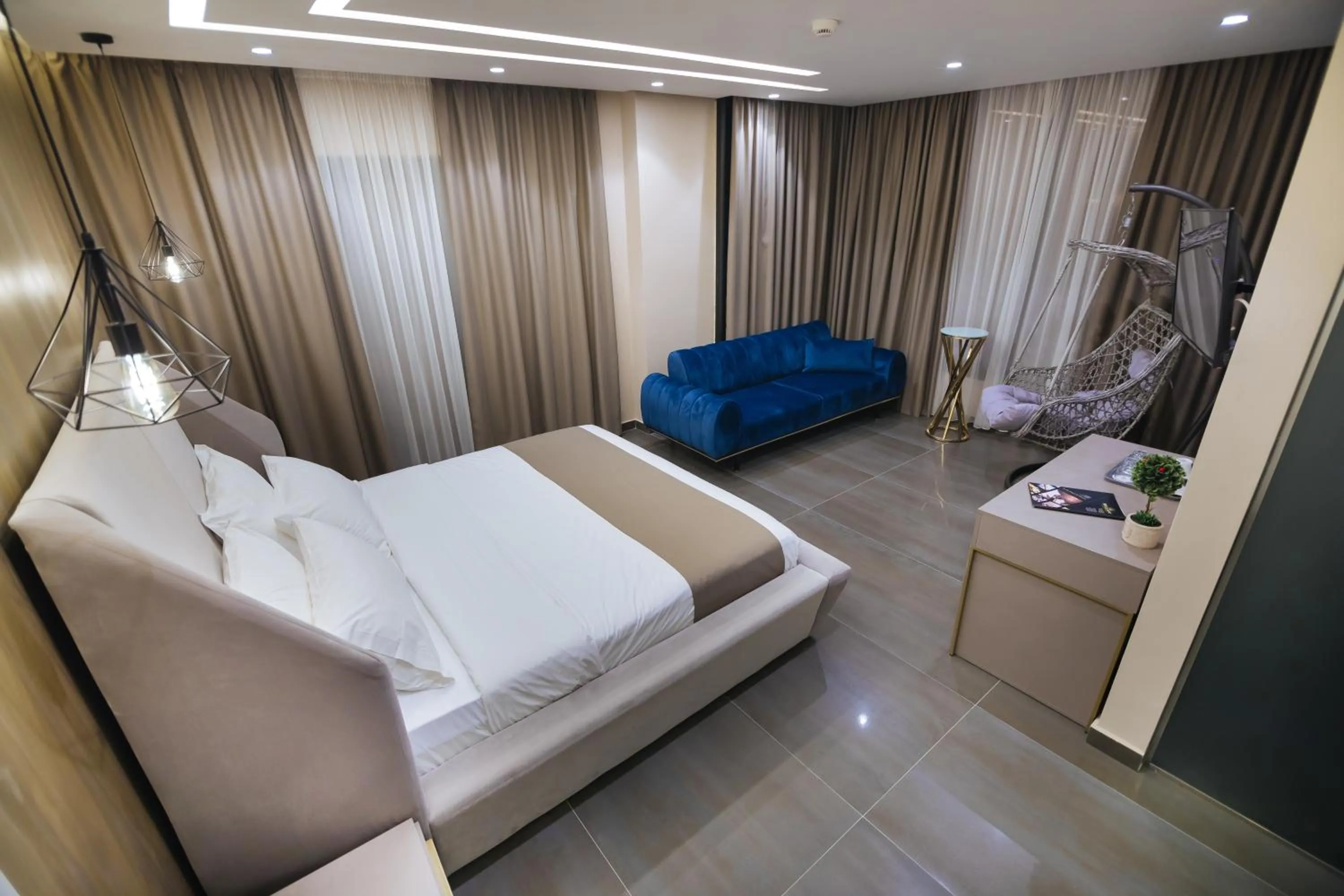 Bed in Brilliant Hotel & SPA