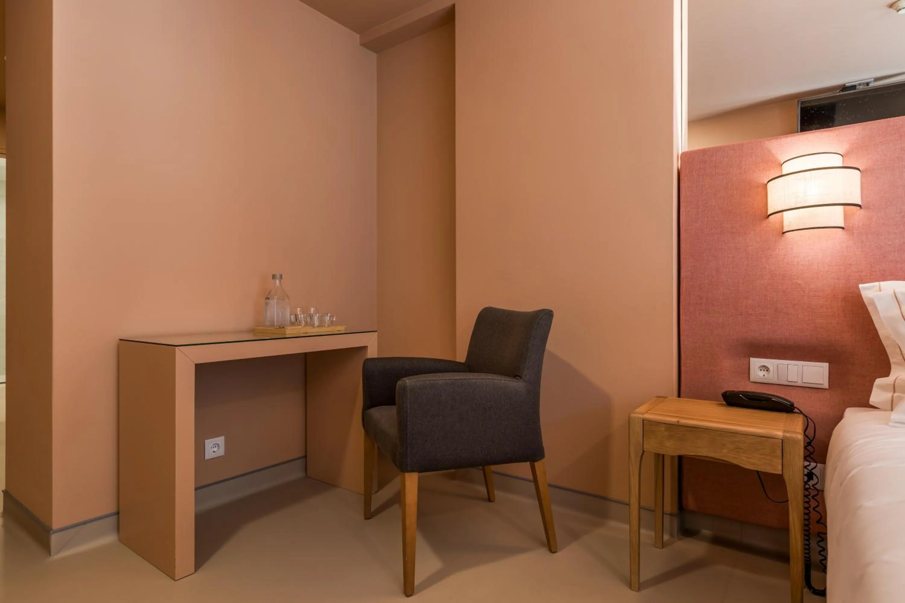 Seating area in Hotel Margarida Da Praça