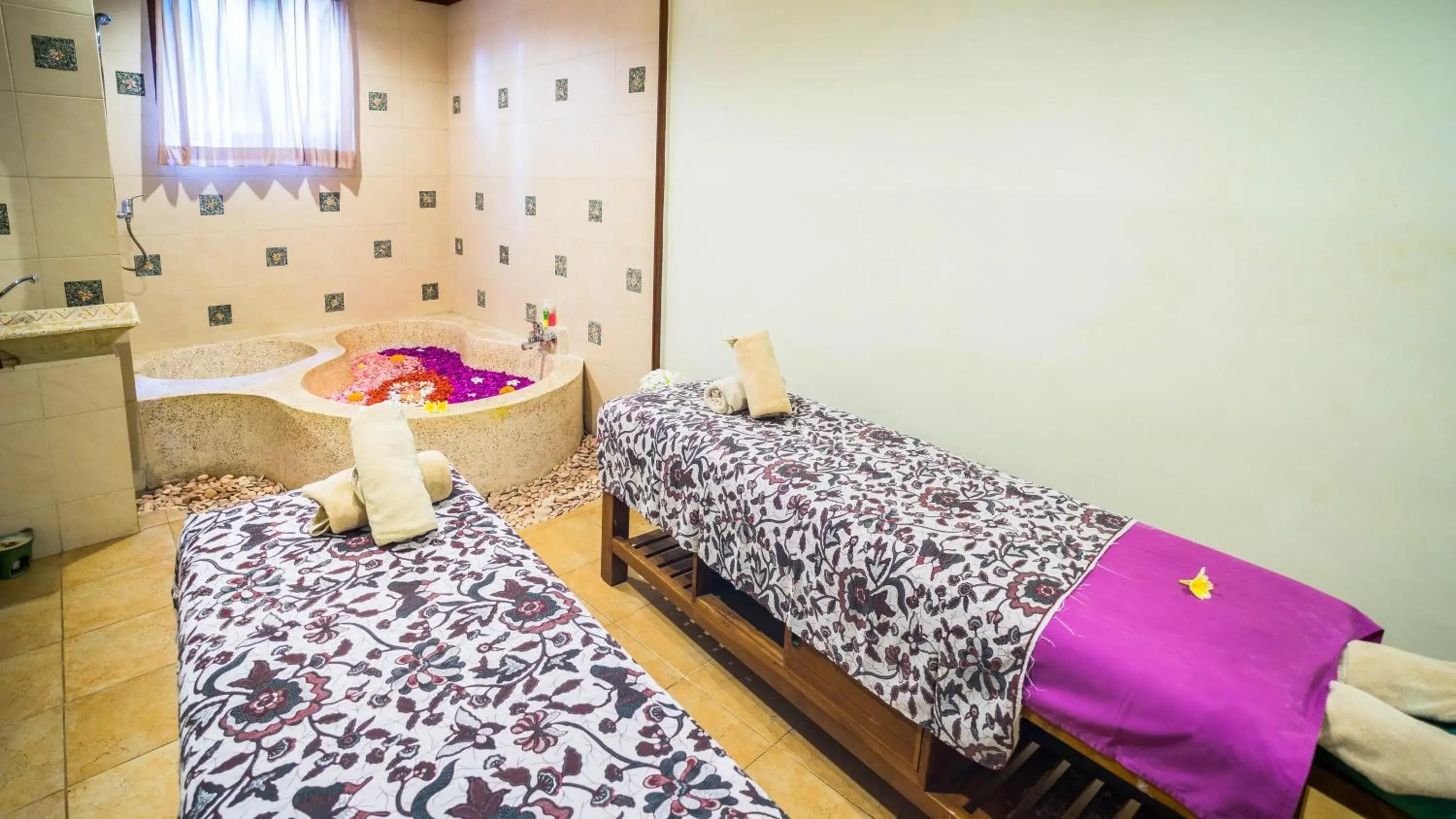 Spa and wellness centre/facilities, Bed in Kori Ubud Resort, Restaurant & Spa Spa and wellness centre/facilities, Bed in Kori Ubud Resort, Restaurant & Spa