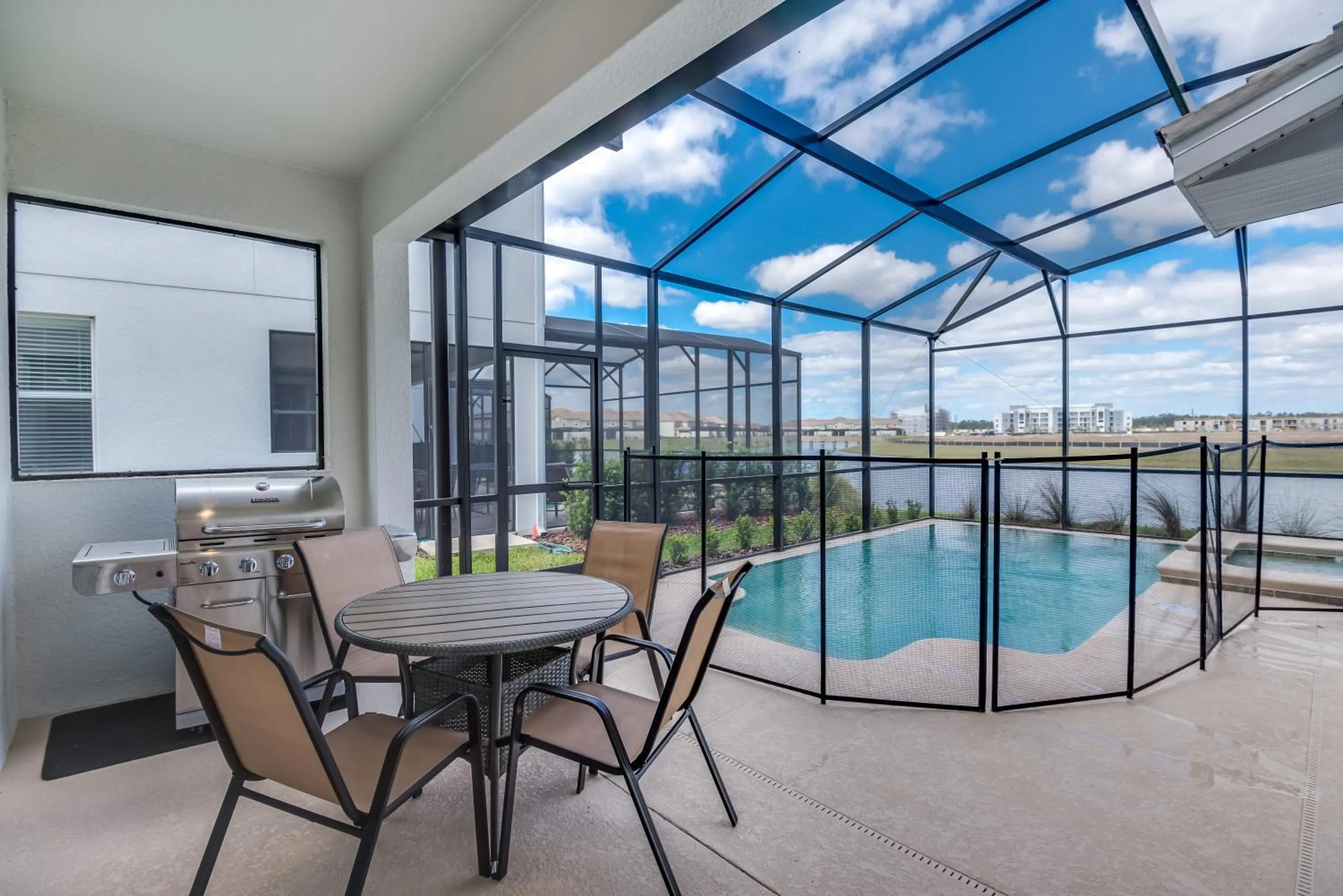 Beautiful Home wPrivate Pool & Spa, near WDW