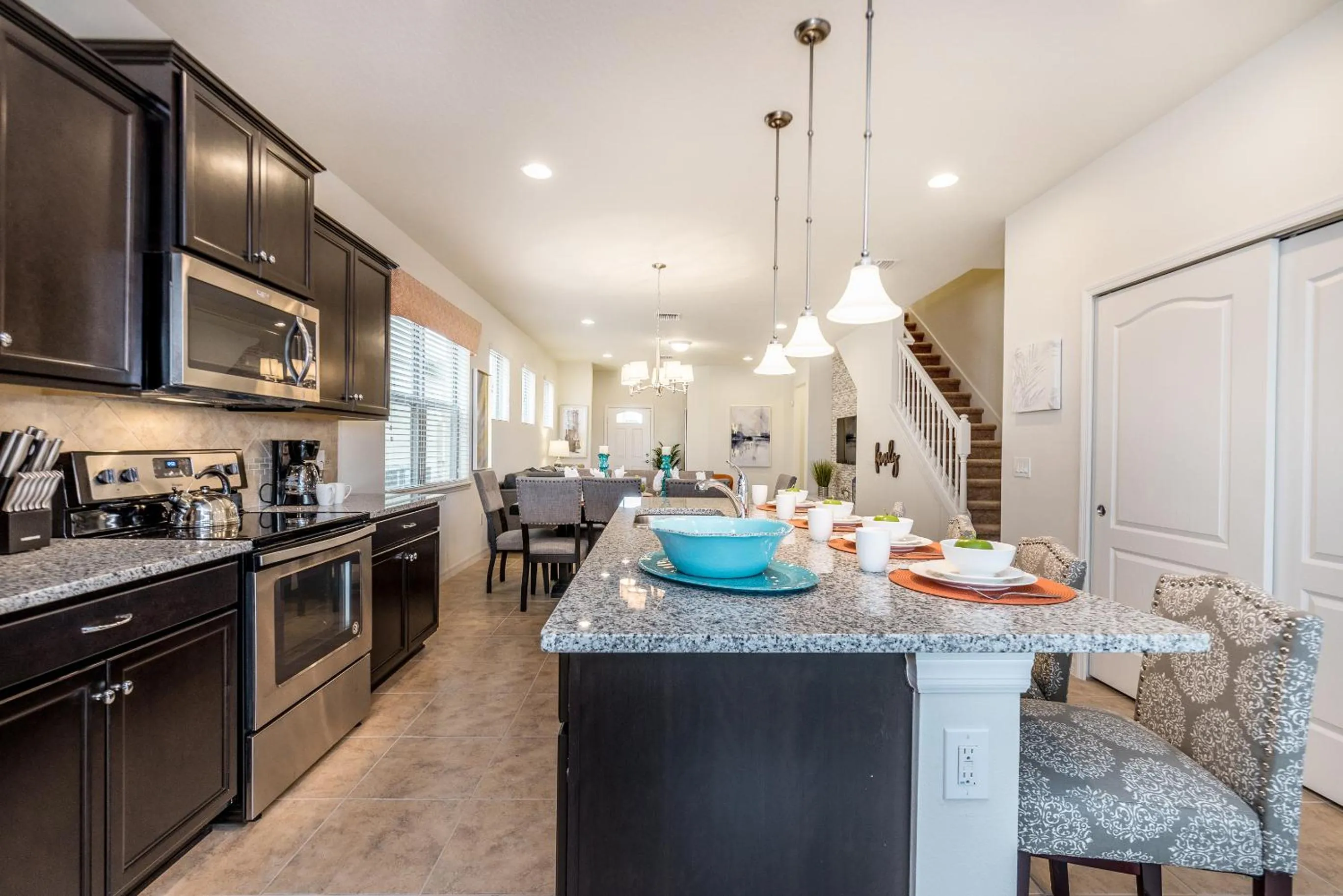 Large Villa wPrivate Pool Game Room Waterpark