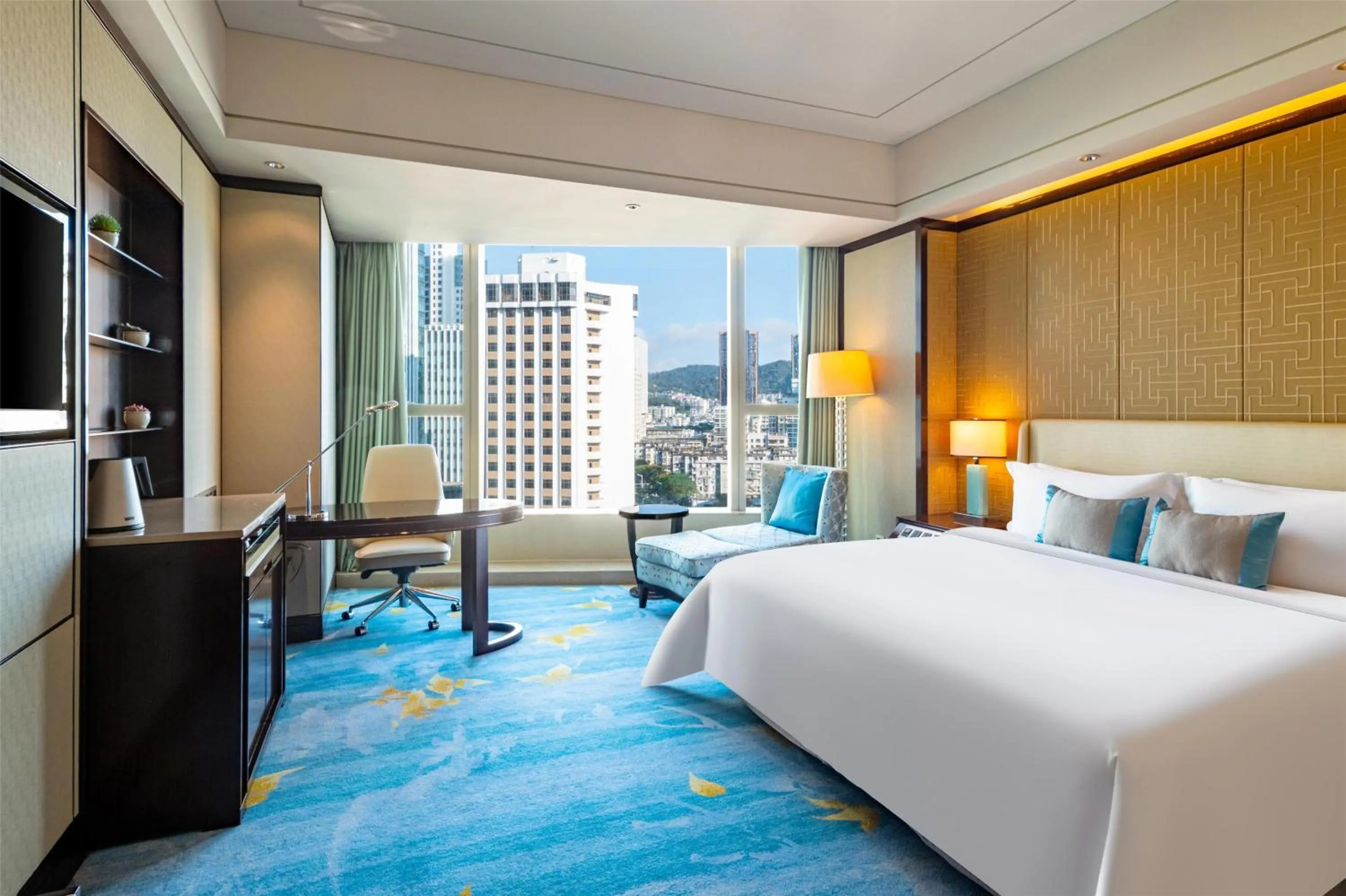 Bedroom, Bed in Kempinski Hotel Xiamen