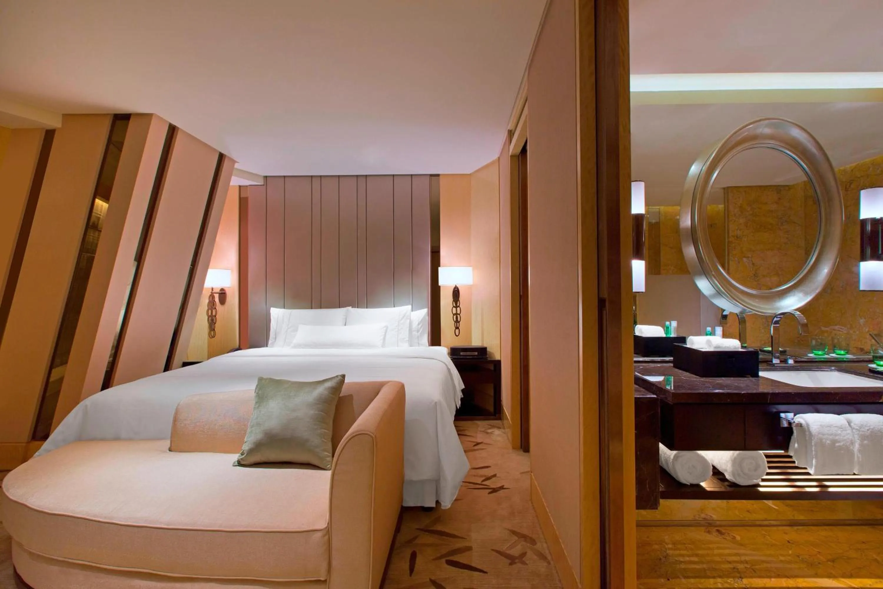 Bedroom in The Westin Xiamen