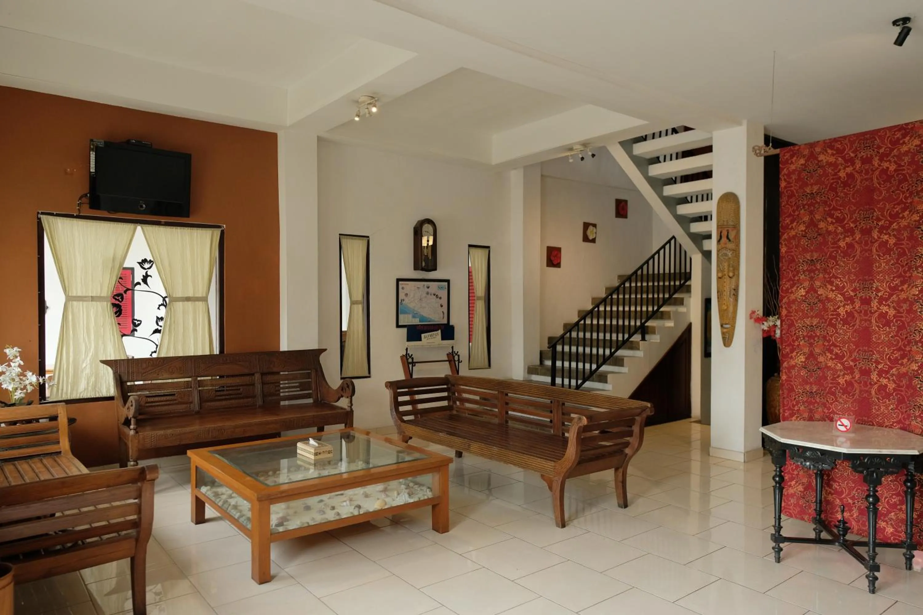 Lobby or reception in Mawar Asri Hotel