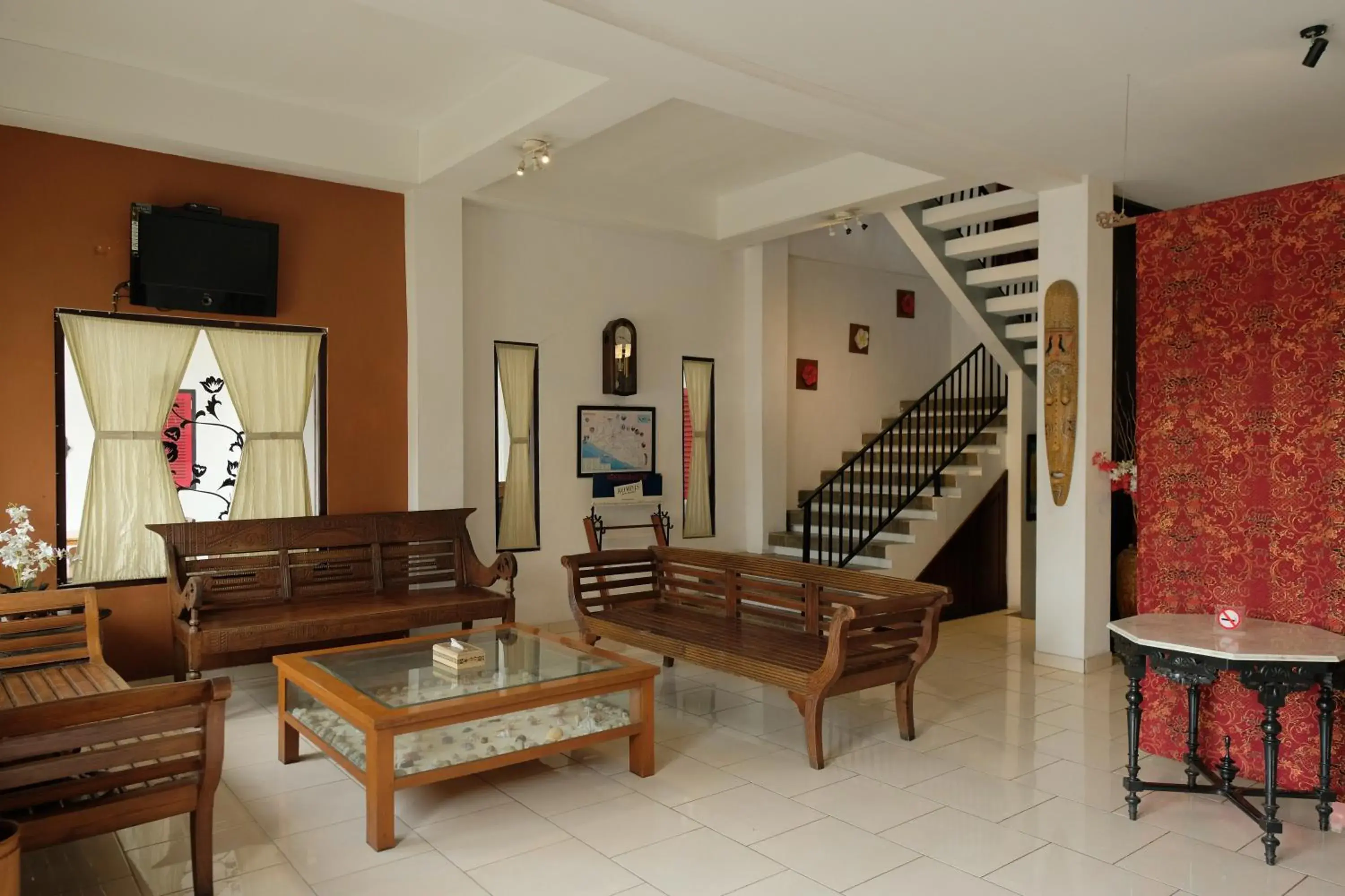 Lobby or reception in Mawar Asri Hotel Lobby or reception in Mawar Asri Hotel