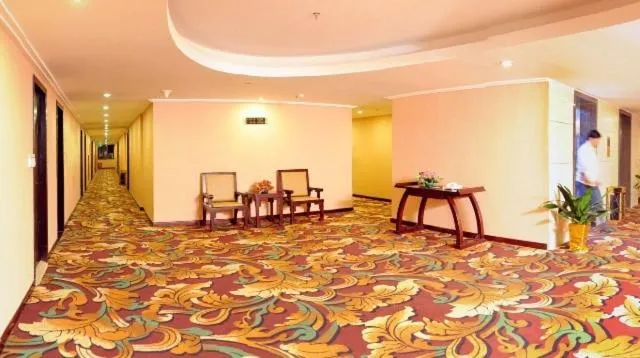 West Street Vista Hotel