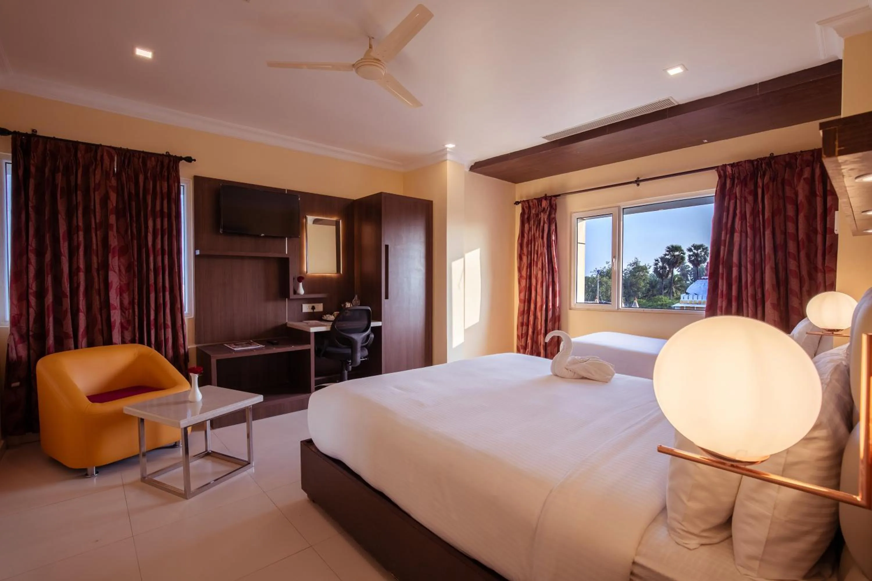 Photo of the whole room, Bed in Vinayaga by Poppys, Rameshwaram