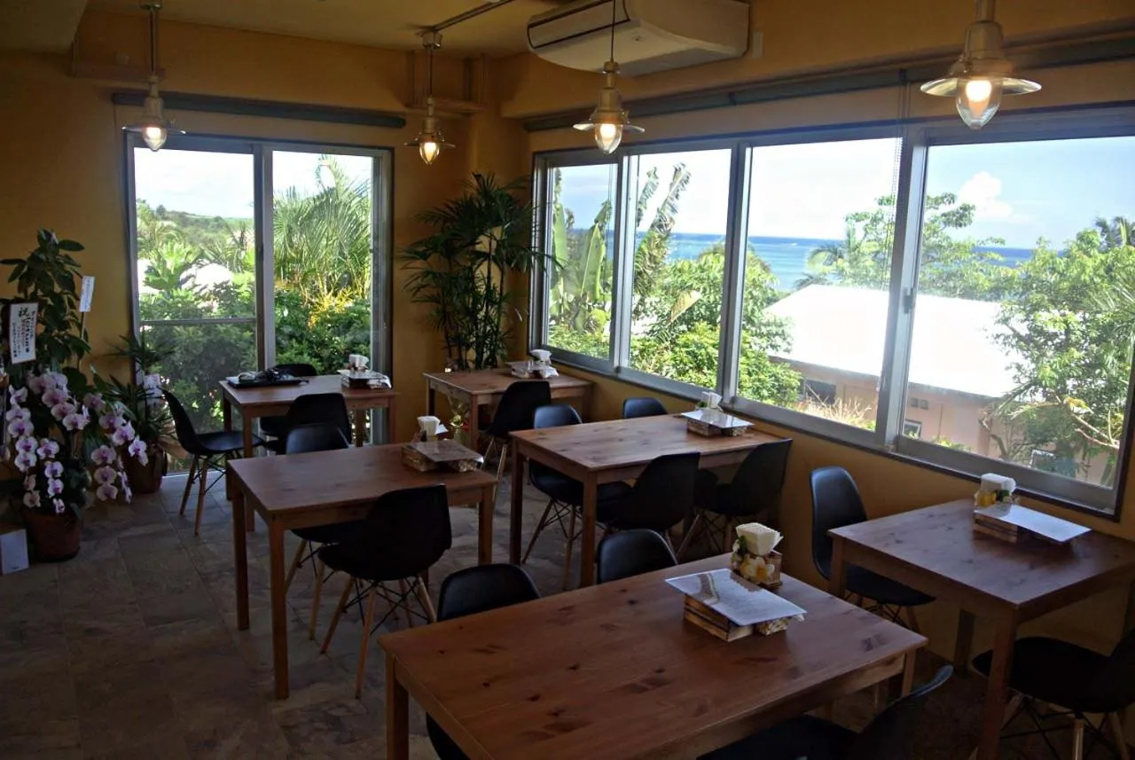 Restaurant/places to eat in Beach Village Nosoko