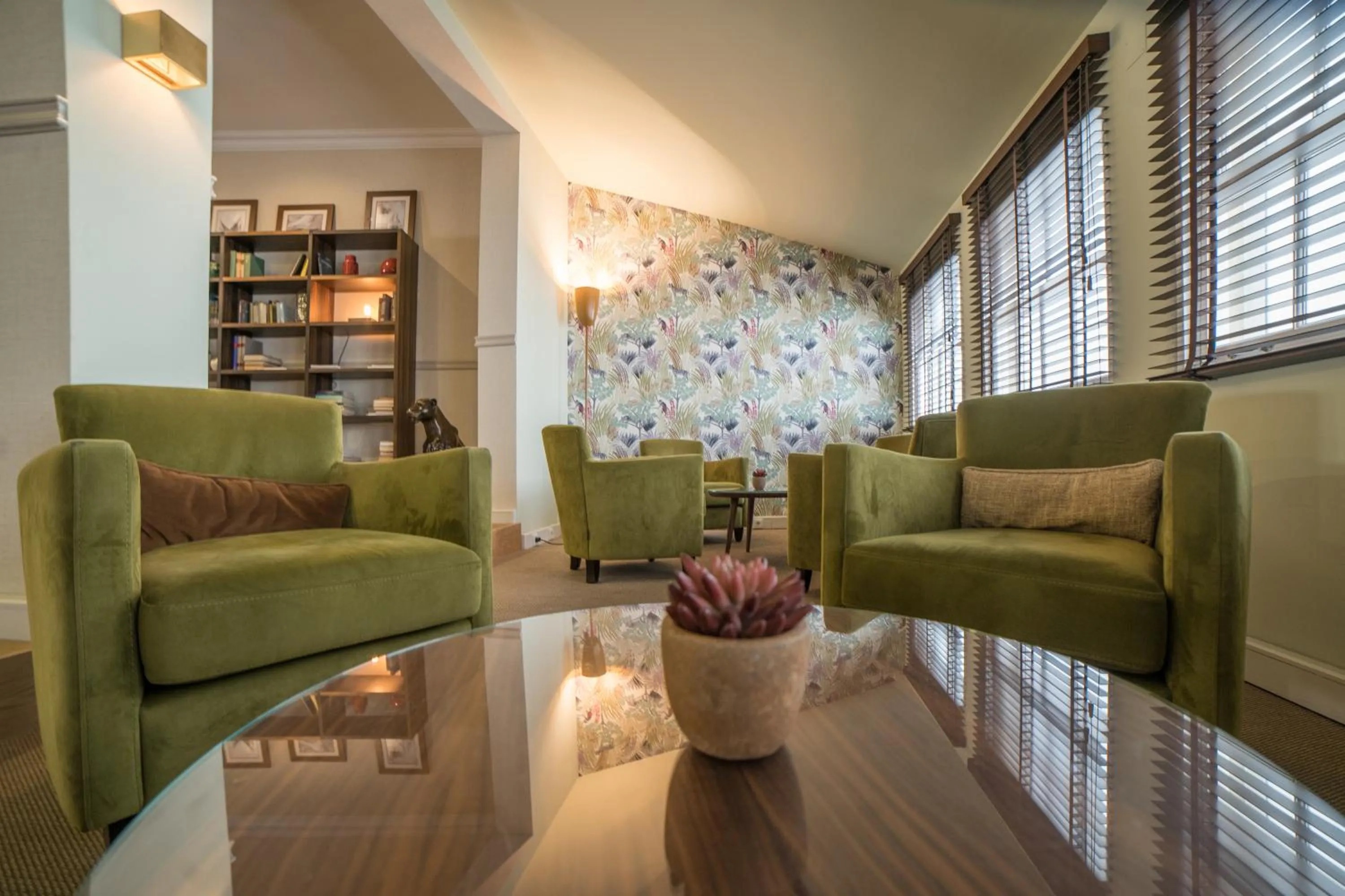 Communal lounge/ TV room in Hotel Lisboa Plaza - Lisbon Heritage Collection - Avenida