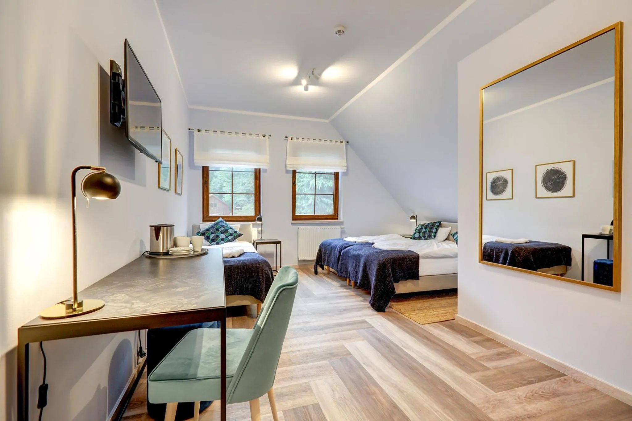 Bed in POD DEBEM Kompleks Zeglarsko-Rekreacyjny