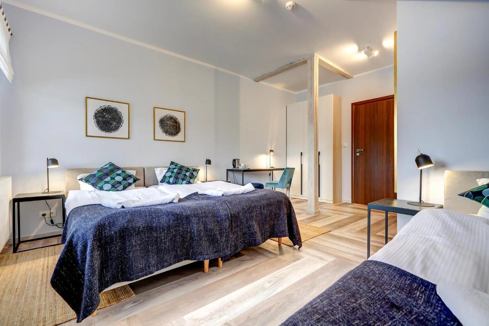 Bed in POD DEBEM Kompleks Zeglarsko-Rekreacyjny