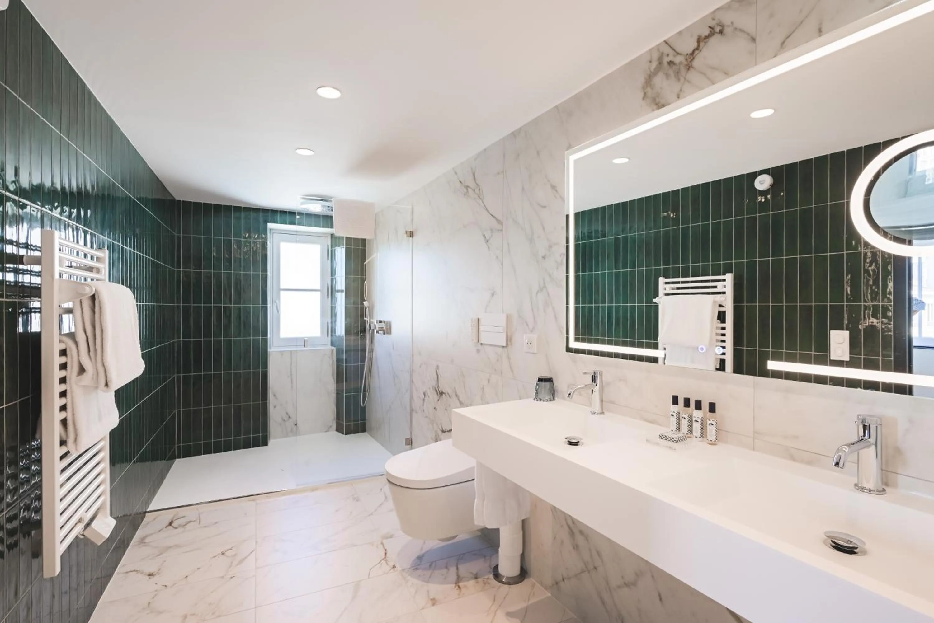 Bathroom in MADISON Saint Jean de Luz - Handwritten Collection