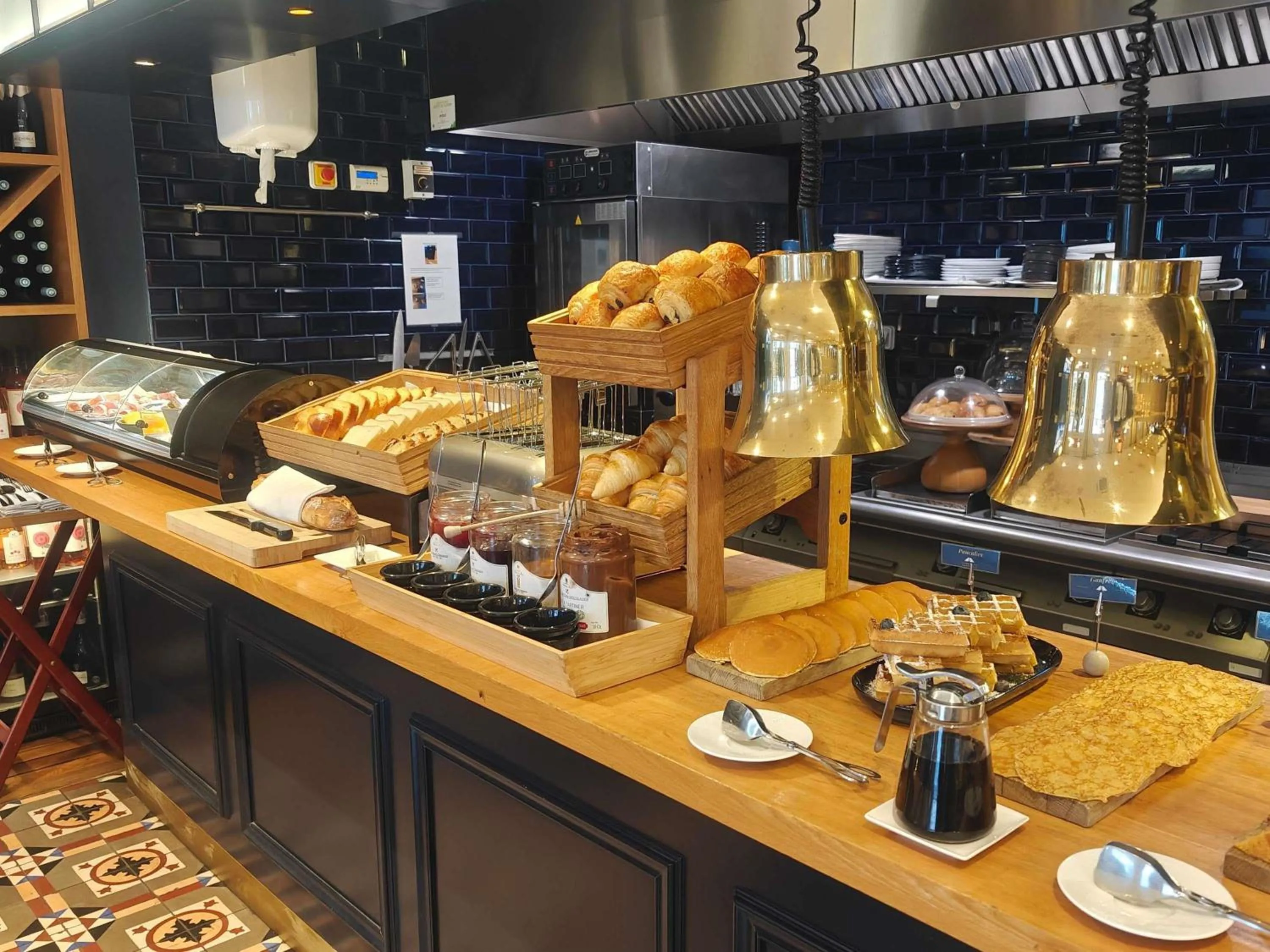 Breakfast in MADISON Saint Jean de Luz - Handwritten Collection