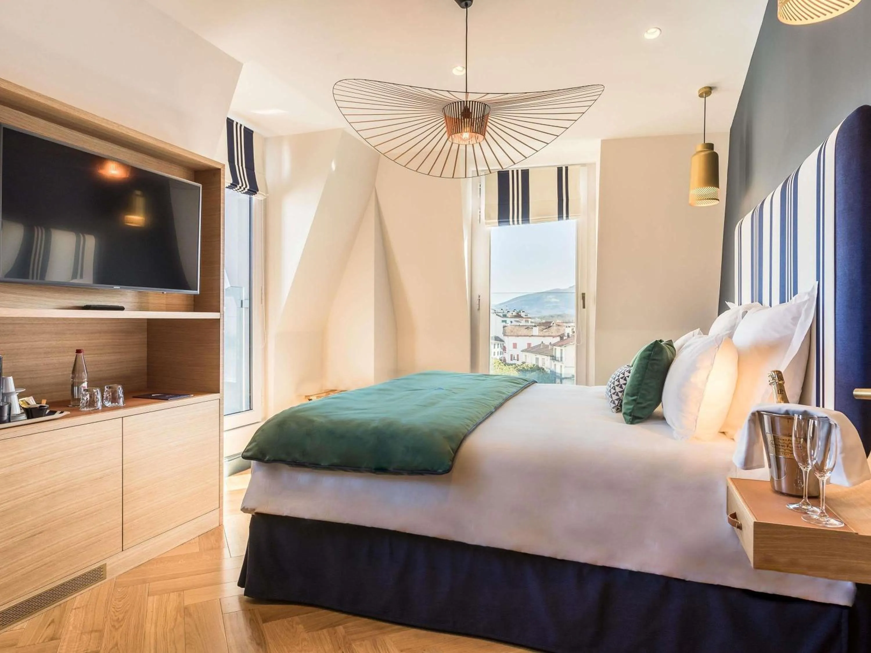 Bedroom, Bed in MADISON Saint Jean de Luz - Handwritten Collection