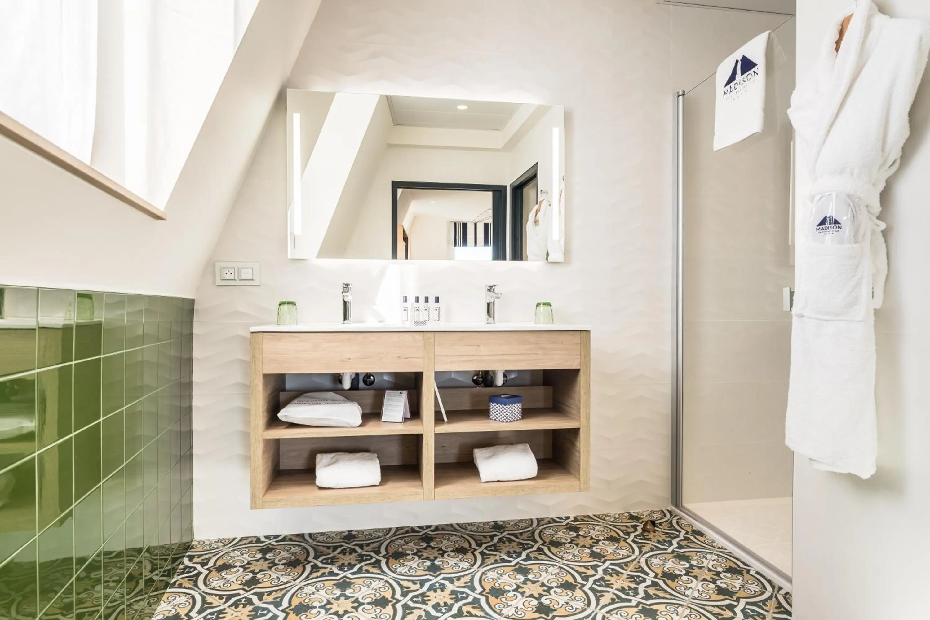 Bathroom in MADISON Saint Jean de Luz - Handwritten Collection